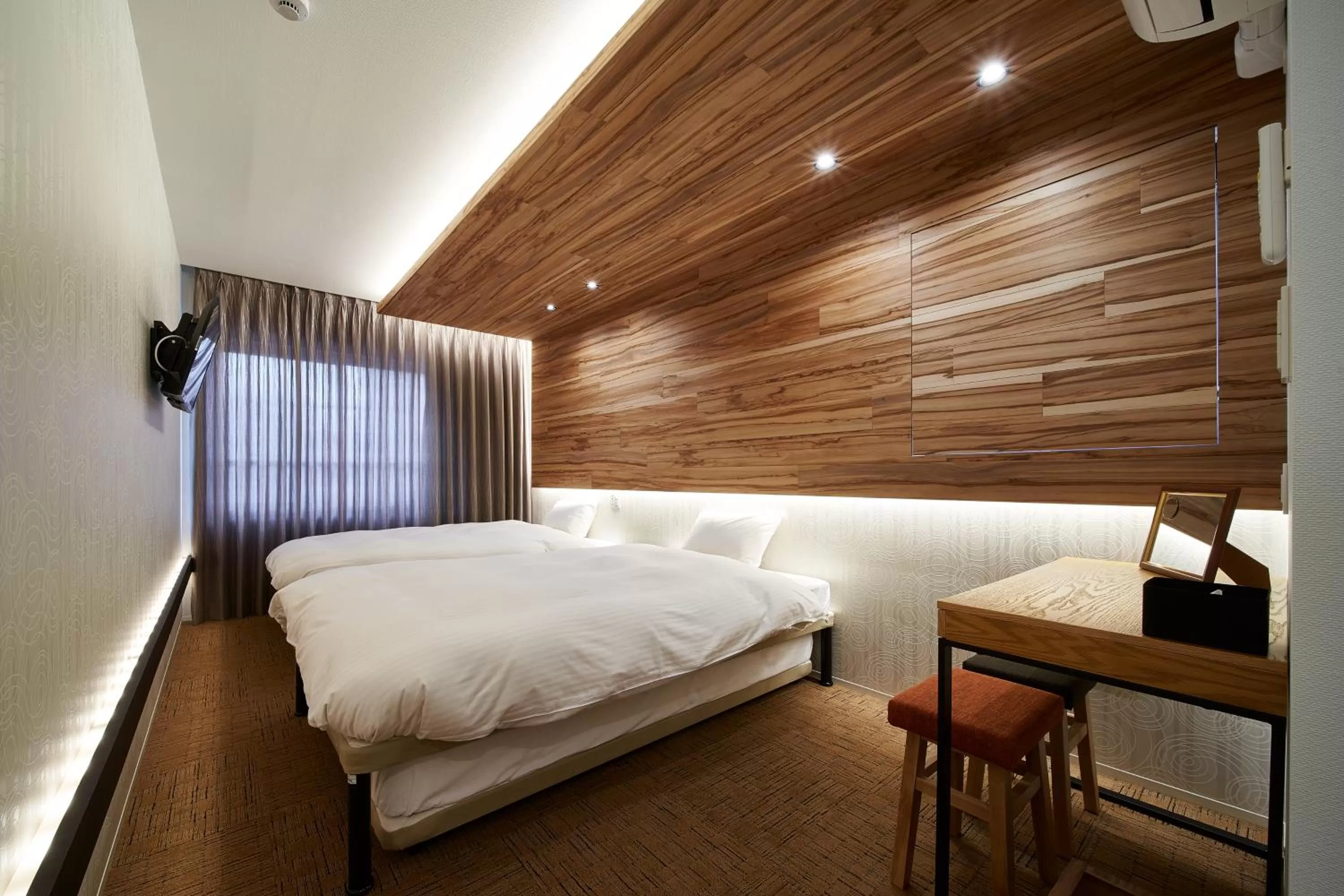 Twin Room with Extra Bed in Carta Hotel Kyoto Bettei