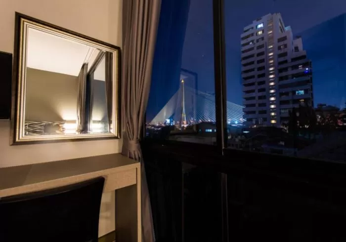 V Varee Bangkok