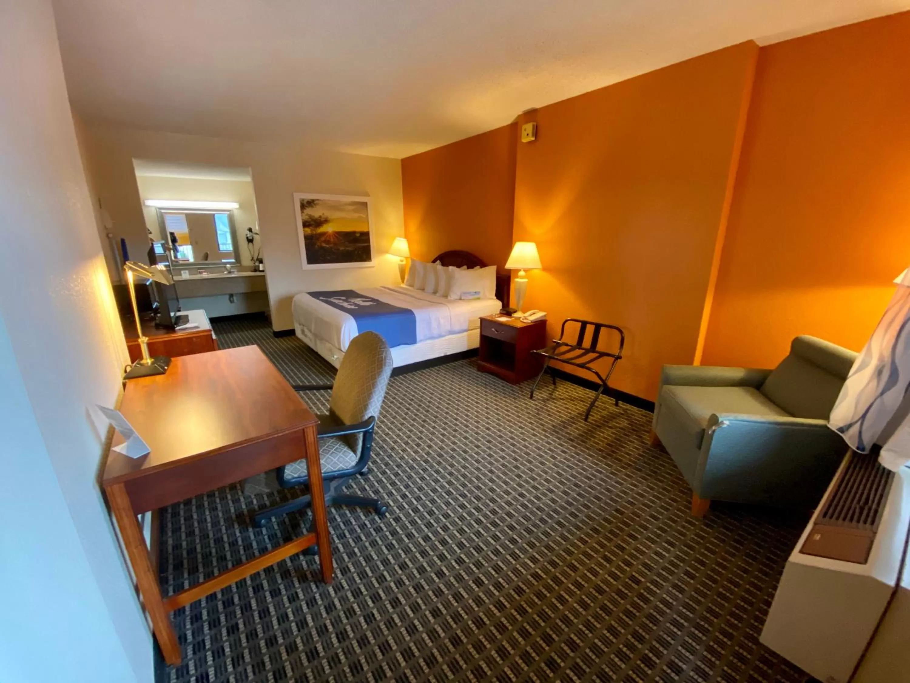King Room - Non-Smoking in Days Inn by Wyndham Morehead