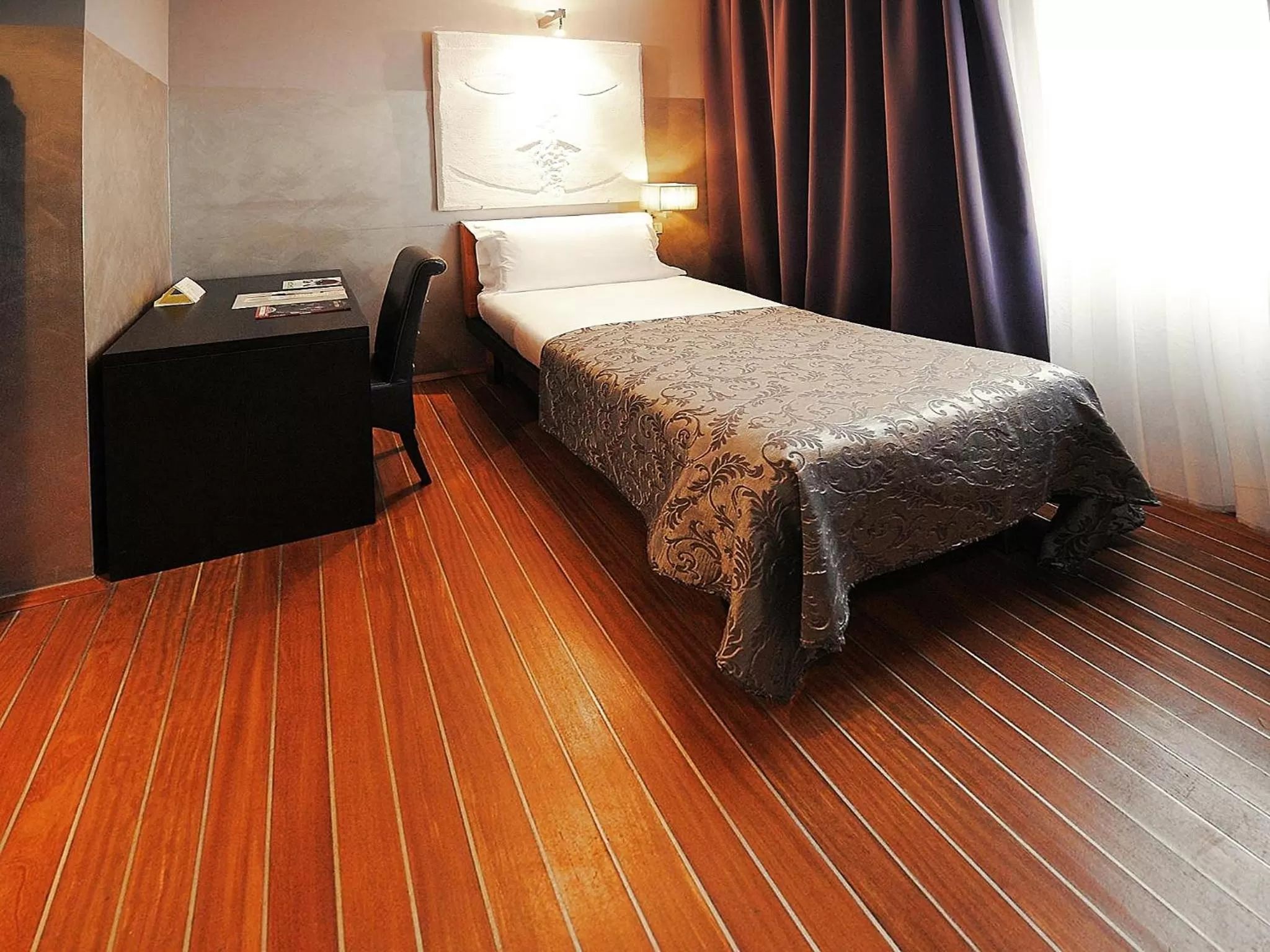 Single Room in Borghese Palace Art Hotel