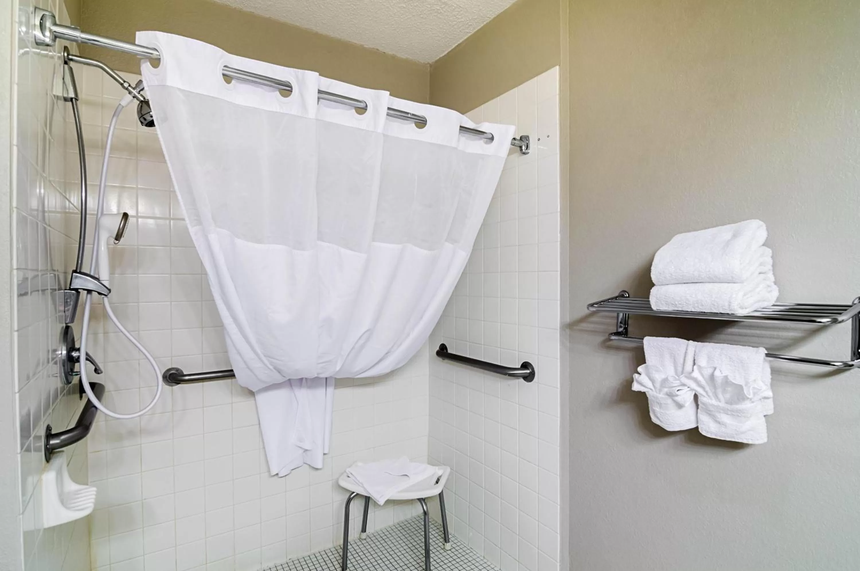 Double Room - Accessible/Non-Smoking in Quality Inn Sidney I-80