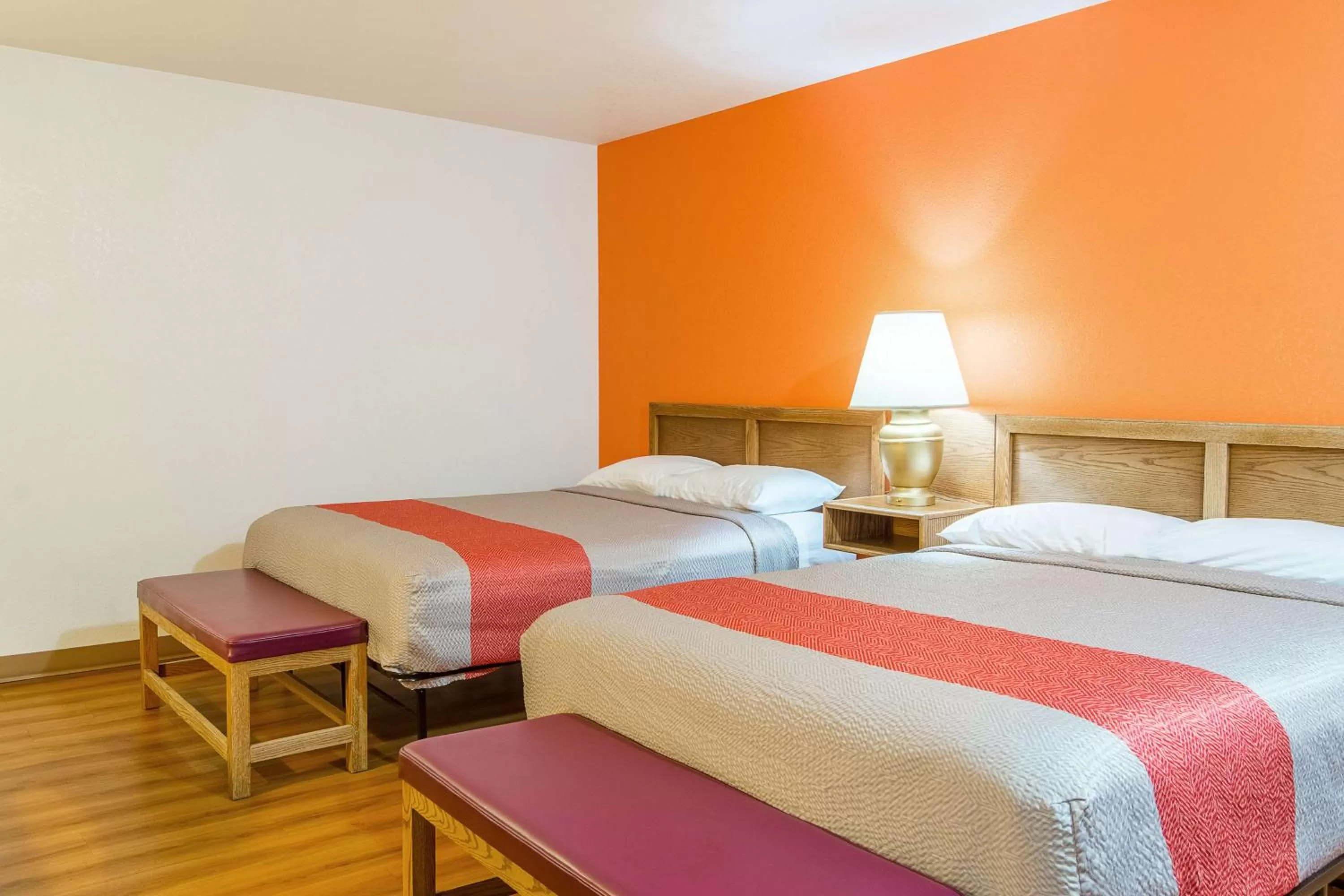 Queen Room with Two Queen Beds - Disability Access in Motel 6-Madras, OR