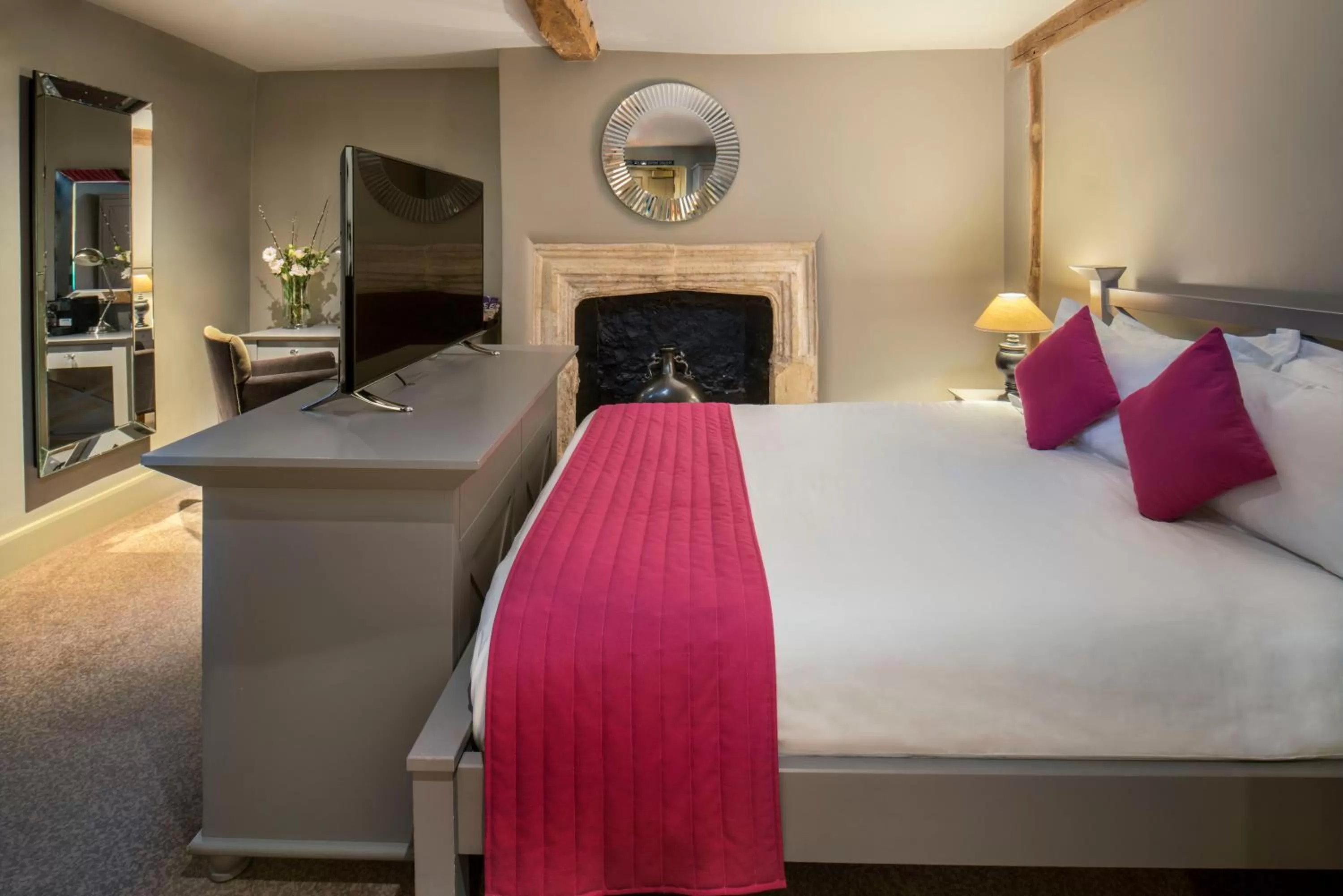 Superior Double Room in Vanbrugh House Hotel