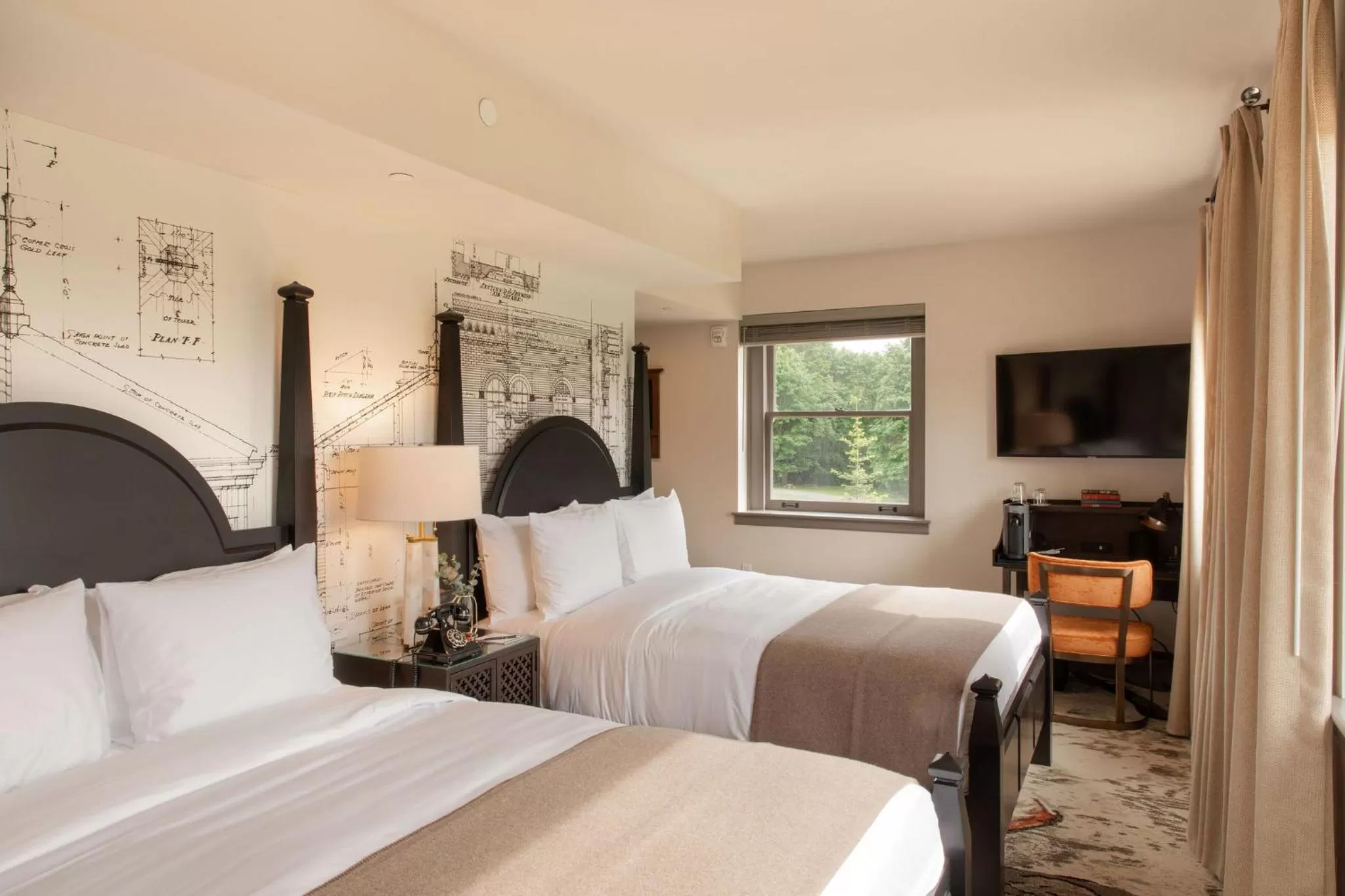 Deluxe Queen Room with Two Queen Beds in The Lodge at St Edward Park