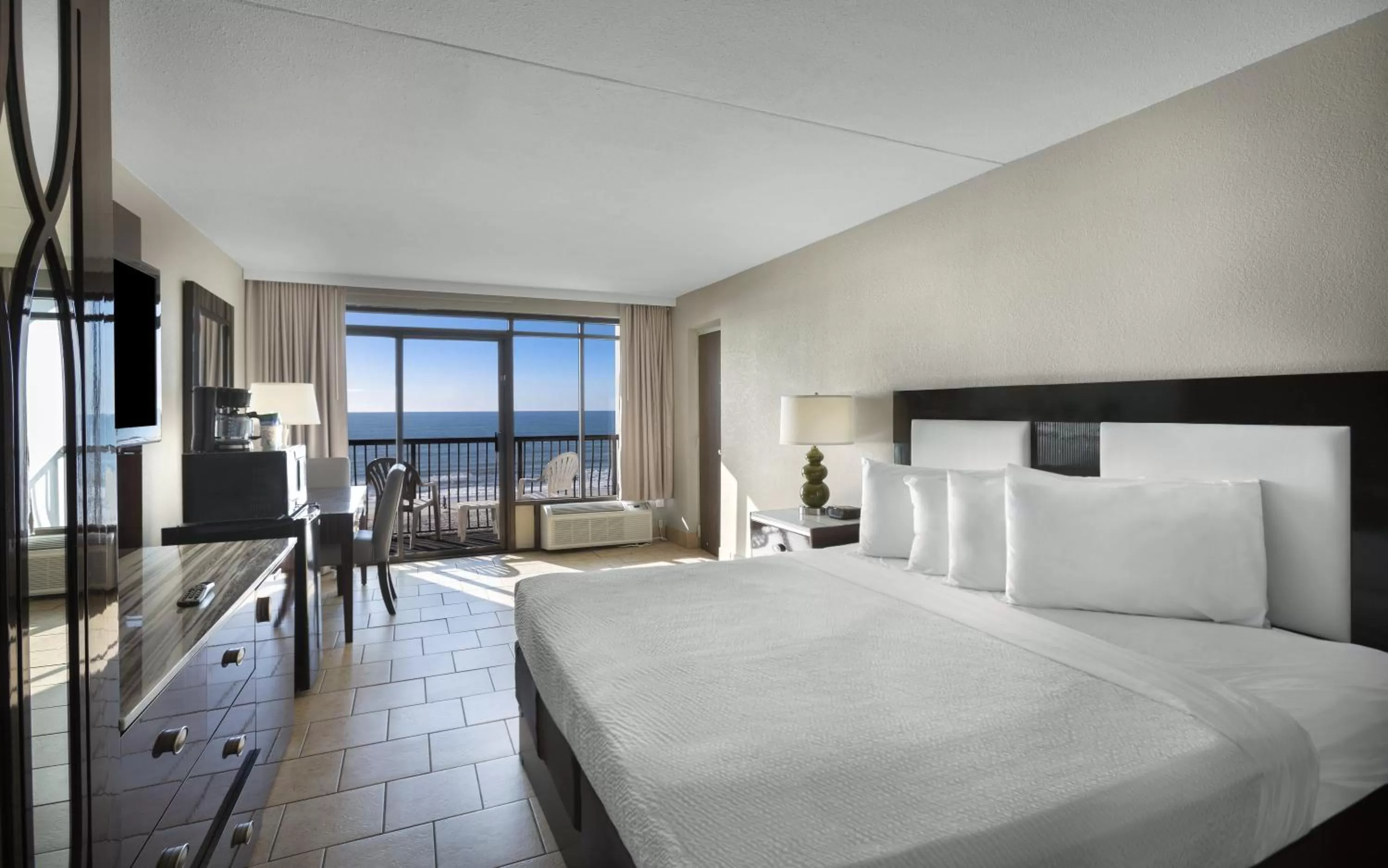 King Room - Ocean Front  in Hotel Blue