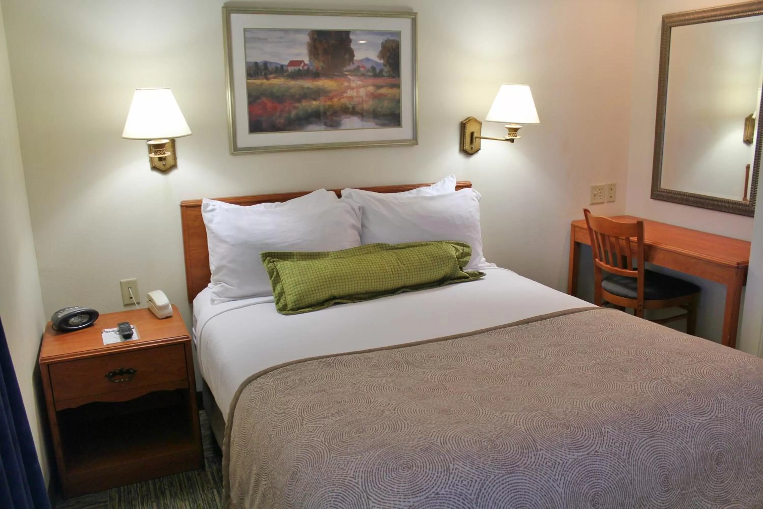 One Bedroom Suite with One Queen Bed in Candlewood Suites Syracuse-Airport by IHG