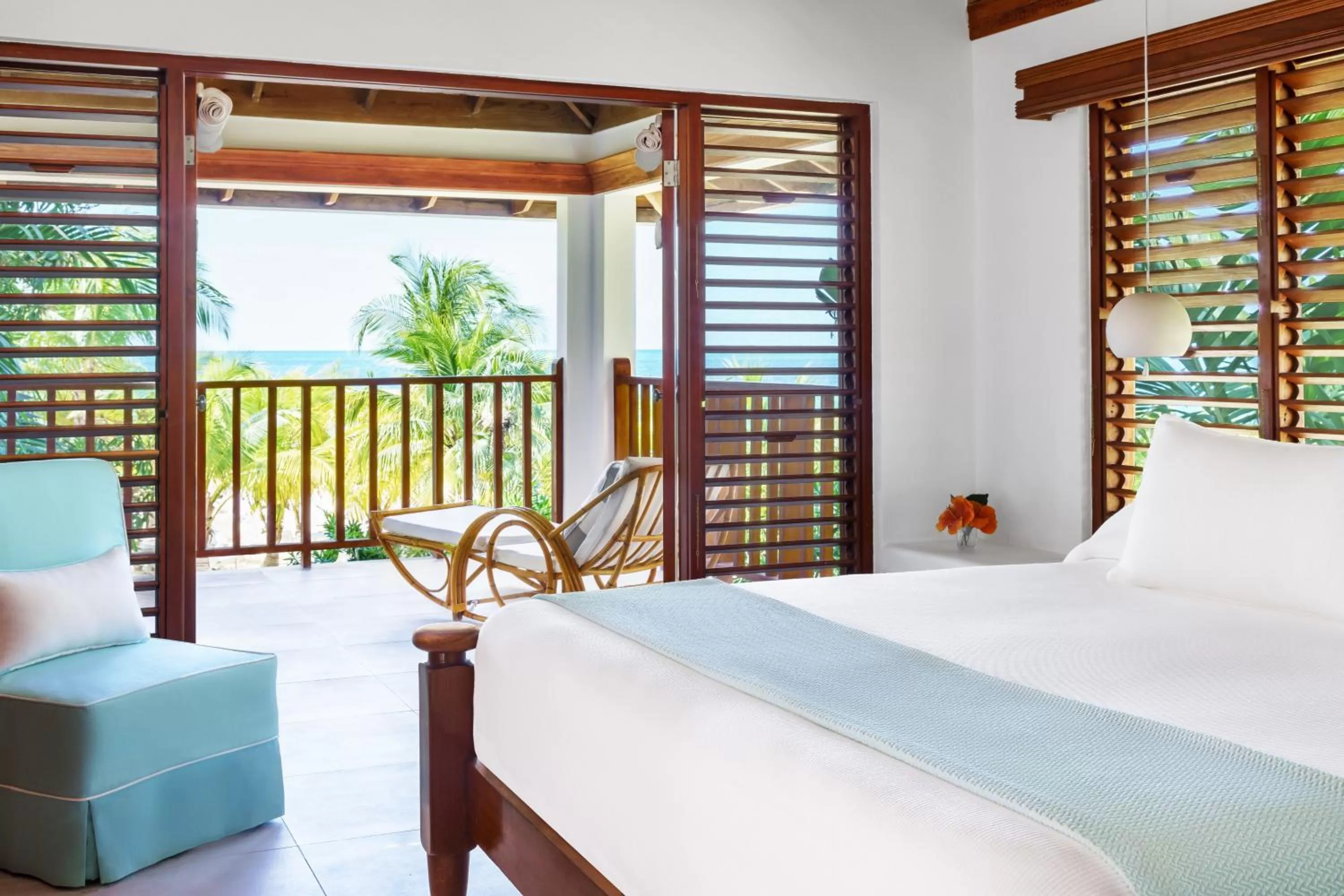 Beachfront Suite  in Couples Swept Away