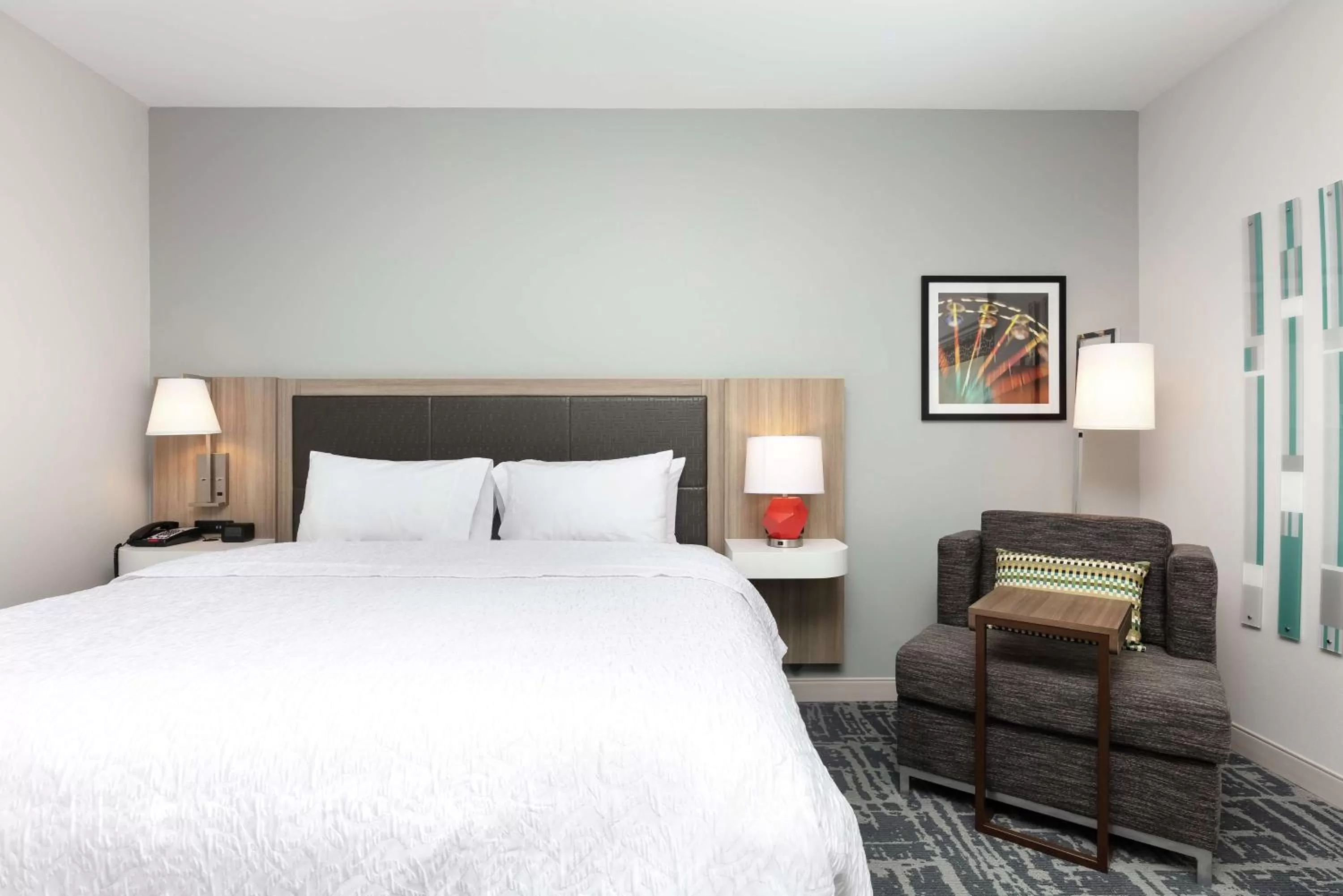 King Room - Hearing Access/Non-Smoking in Hampton Inn Acworth