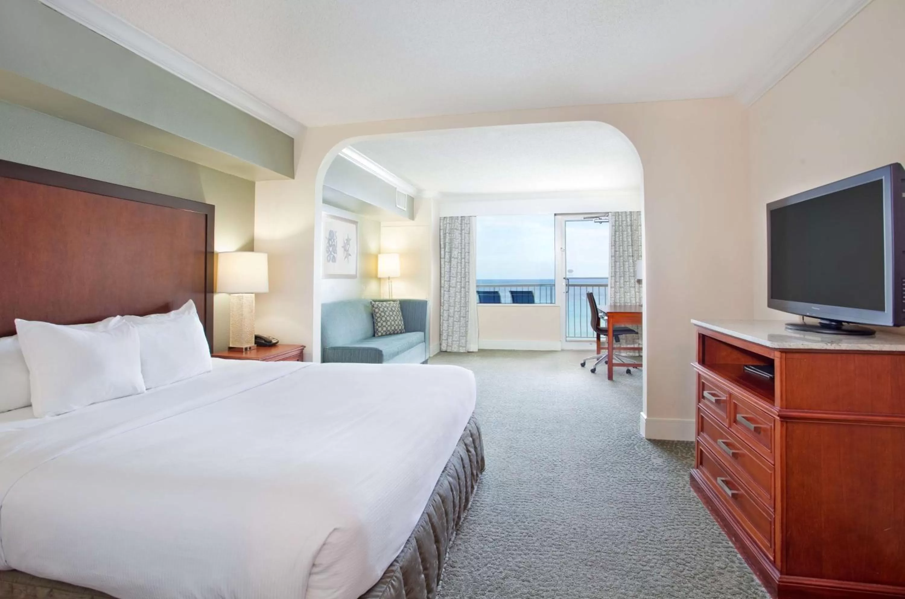 Three-Bedroom Suite with Gulf View in Hilton Pensacola Beach