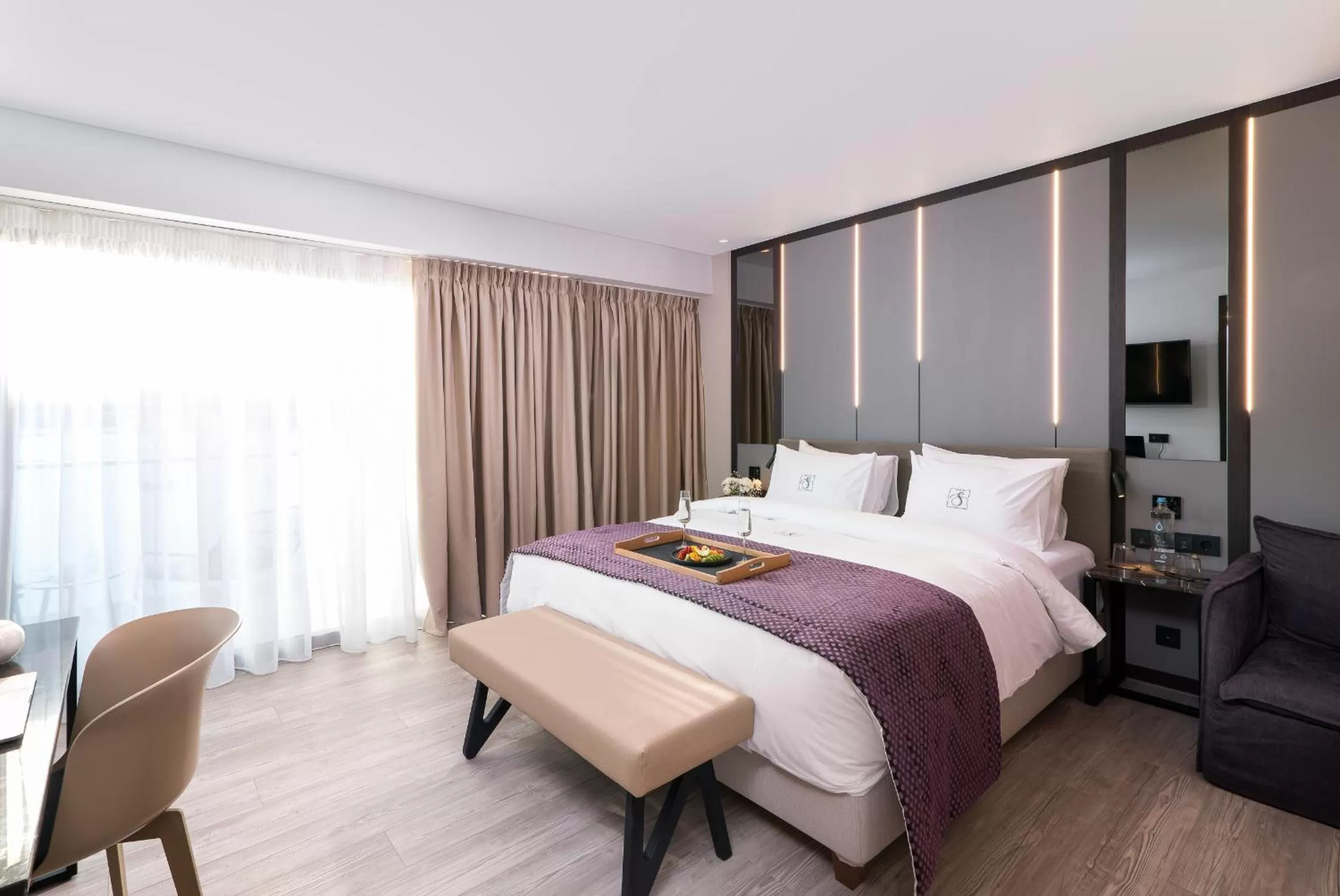 Deluxe King Room in S Hotel Boutique Thessaloniki