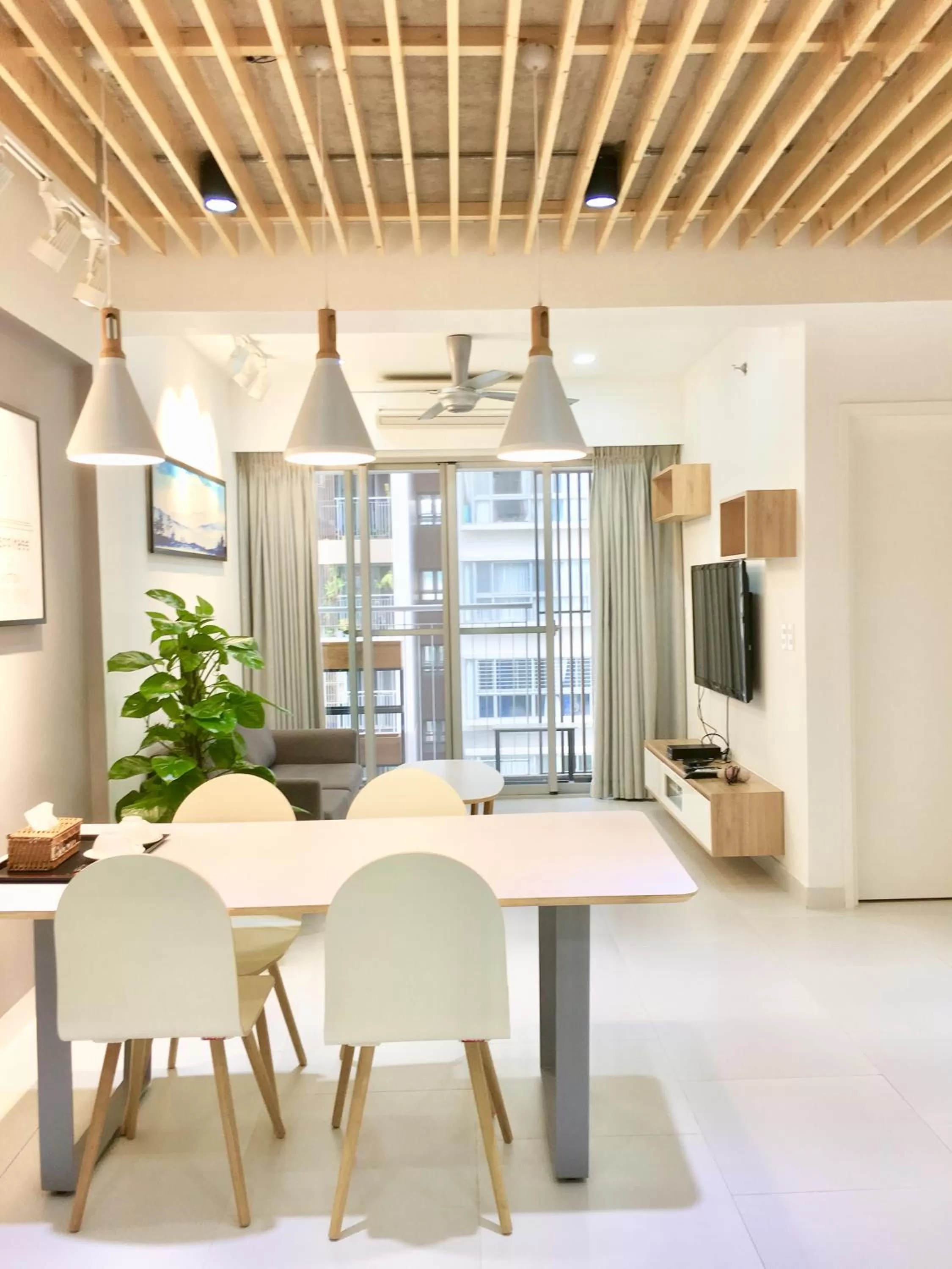 Apartment with Garden View in Scenic Valley Suite