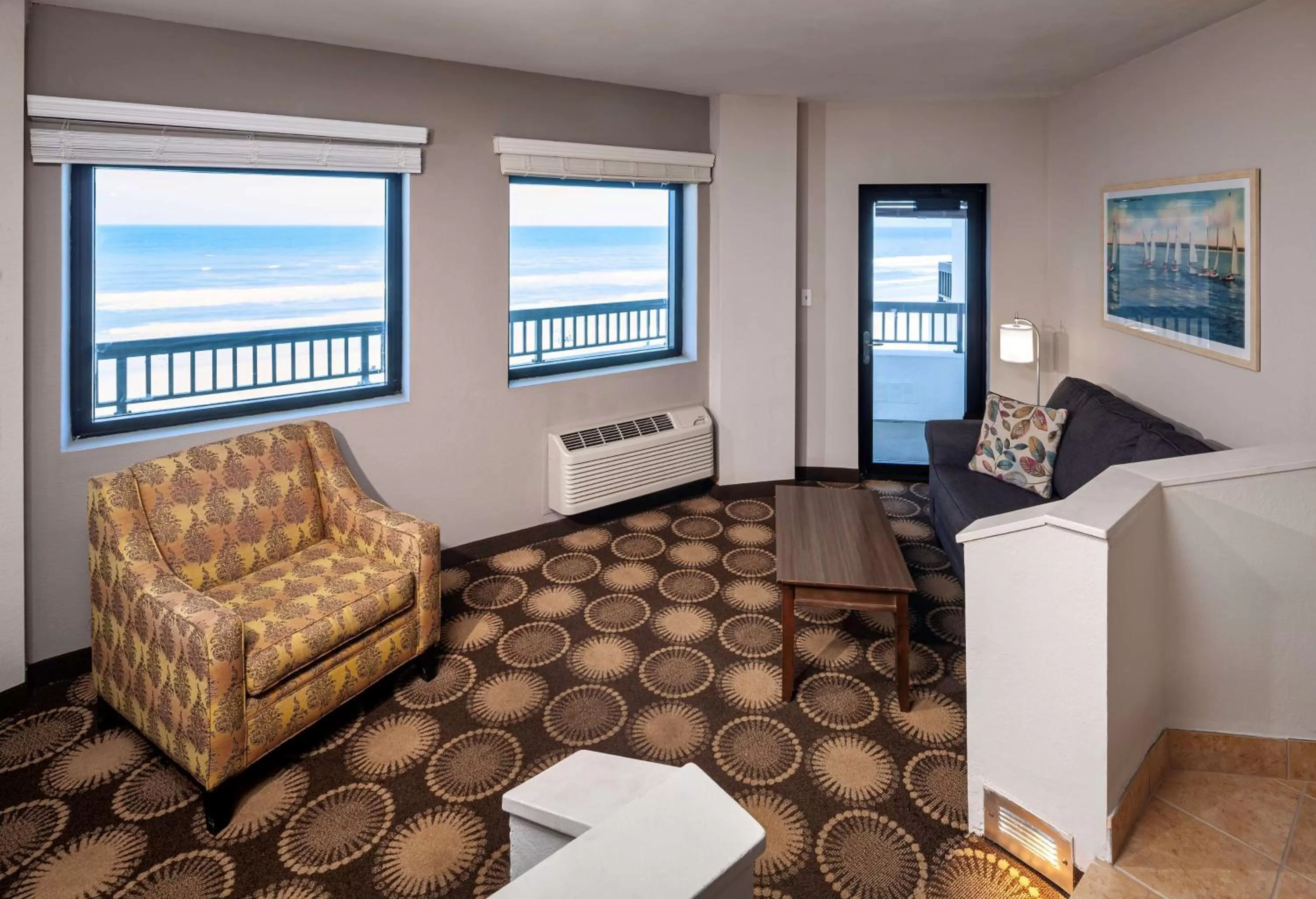 King Suite with Balcony and Ocean View - Non-Smoking in Best Western New Smyrna Beach Hotel & Suites