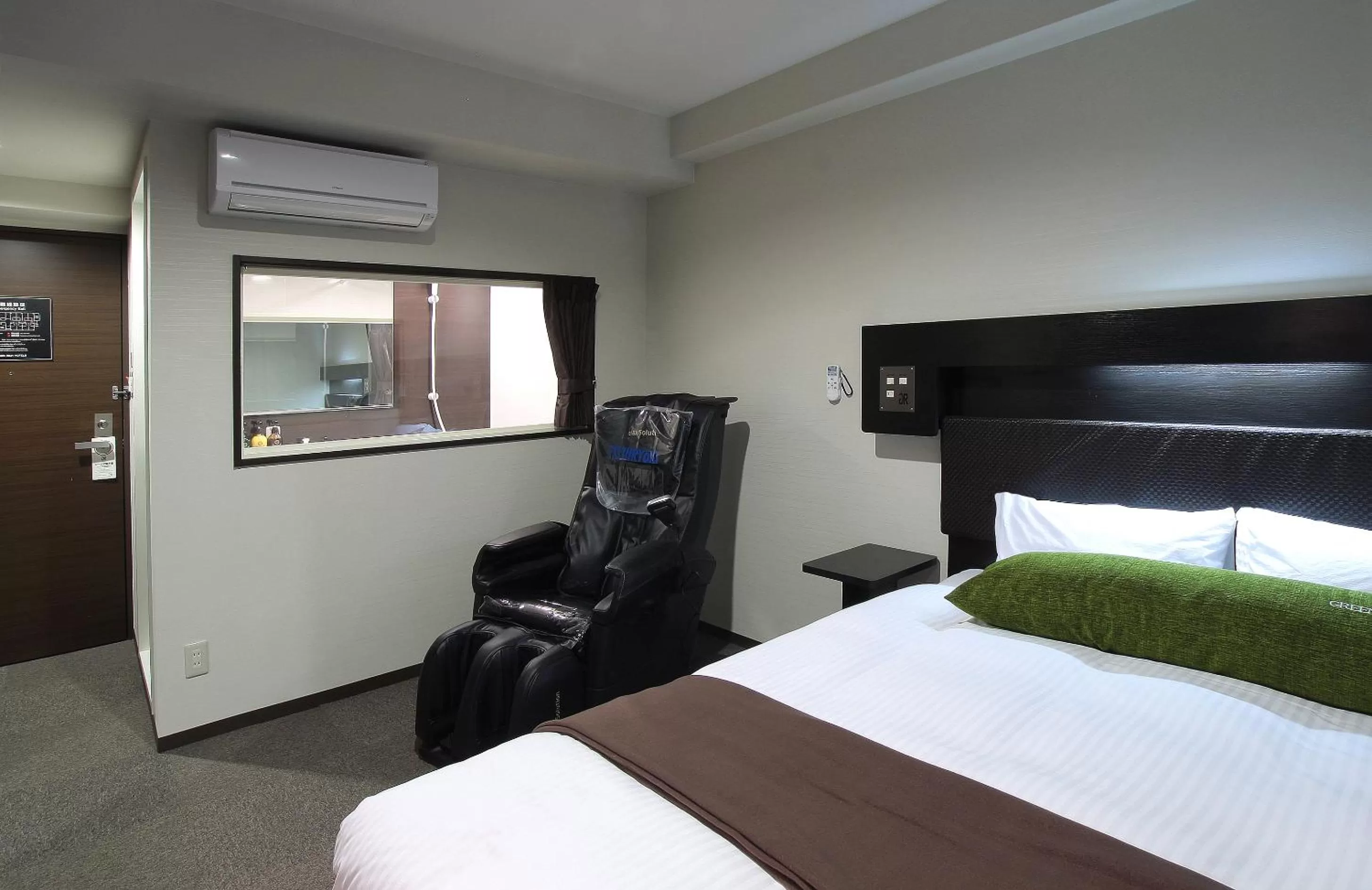 Premium Queen Room with Massage Chair - Nonsmoking in Green Rich Hotel Yamaguchi Yuda Onsen