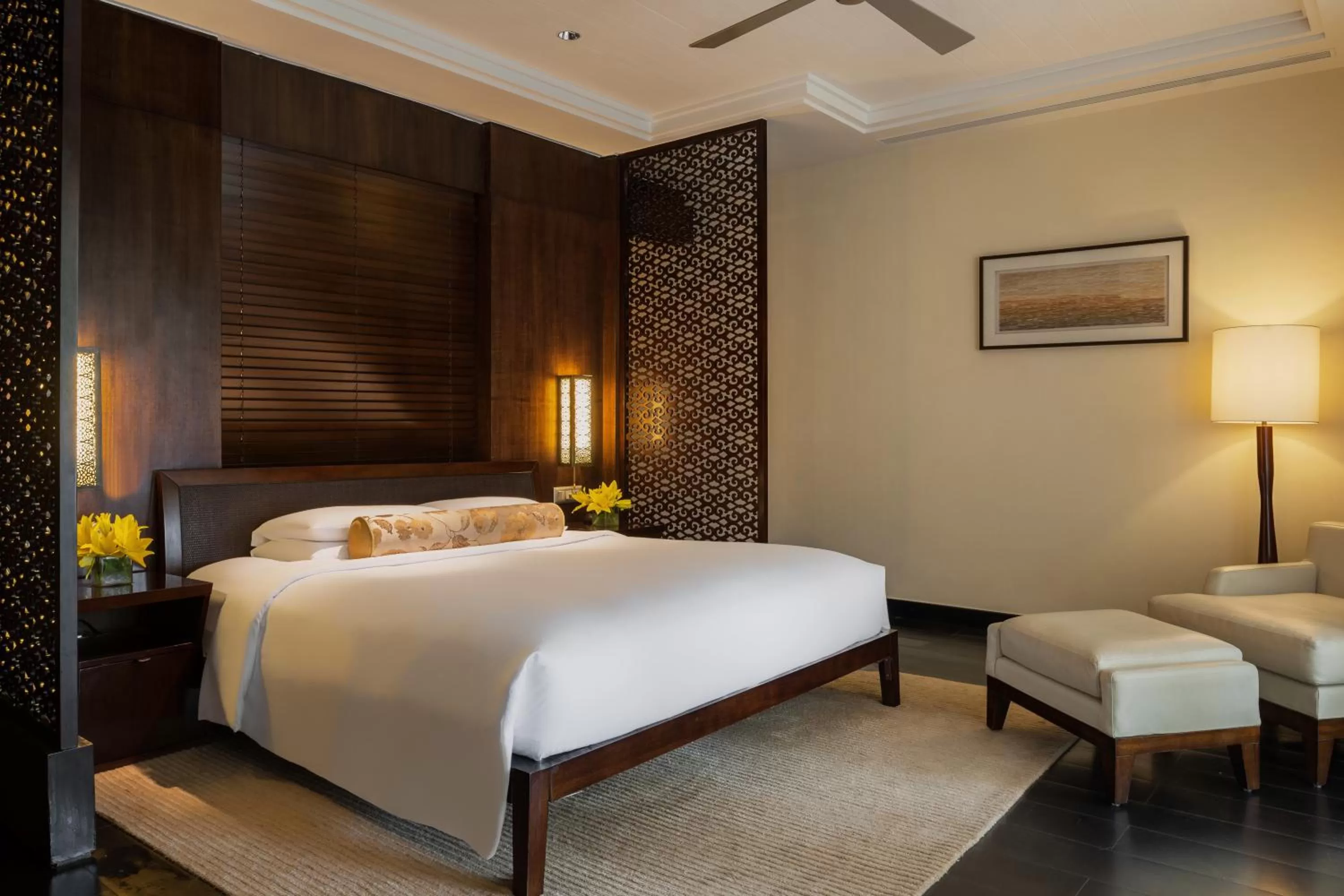 King Bed with Balcony Bay View Club Access - Complimentary Airport transfers from Dabolim and Mopa Airport in Grand Hyatt Goa