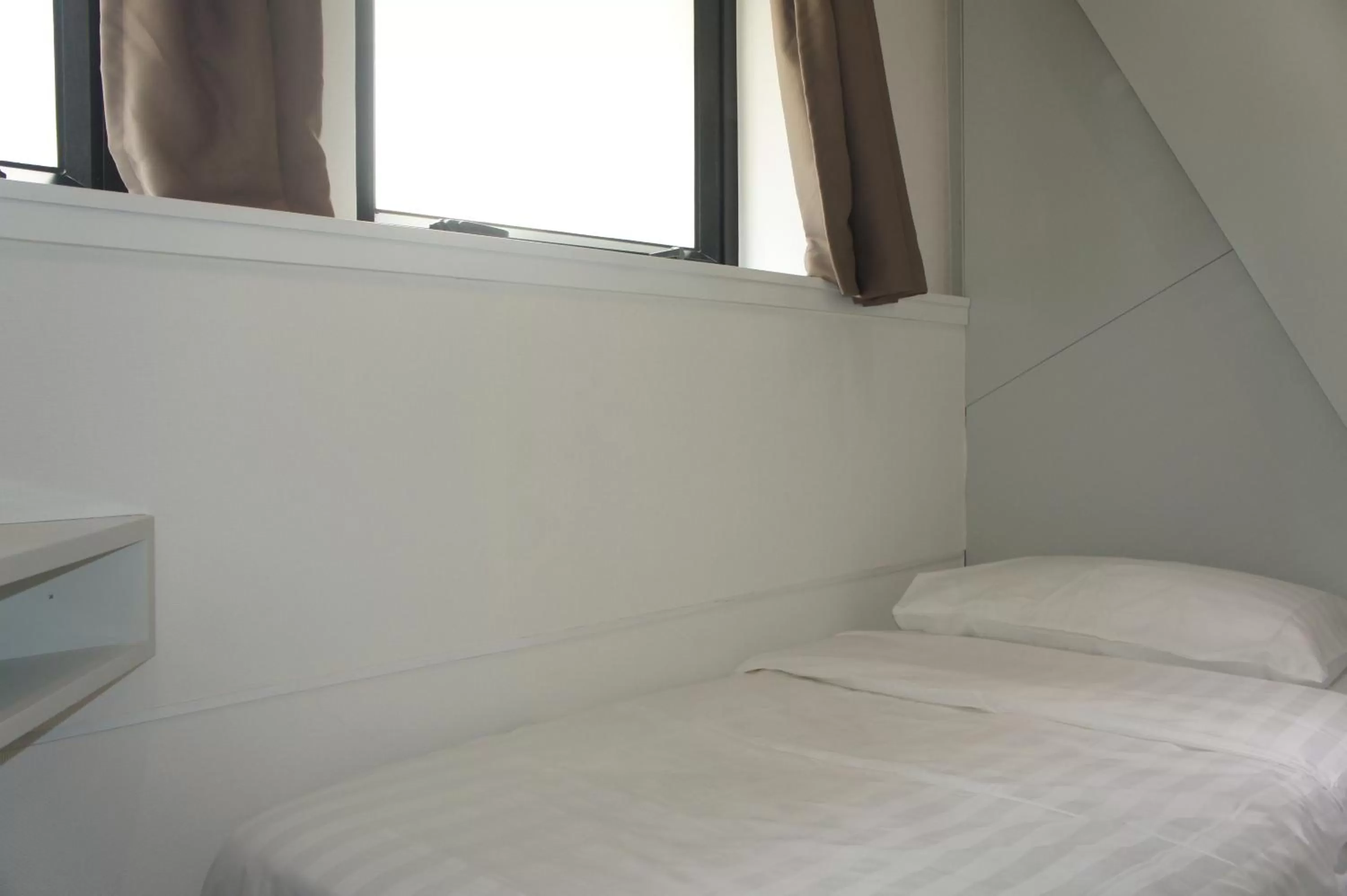 Deluxe Single Room in Homy Central