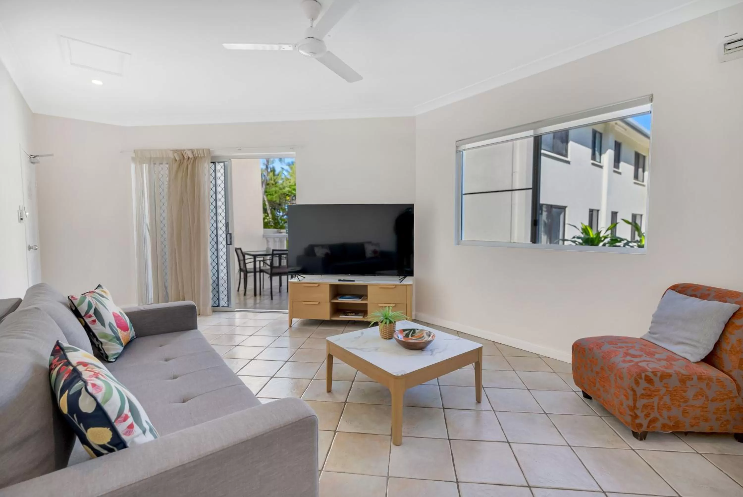 One-Bedroom Apartment with Mountain View - No Pets in Sarayi Boutique Hotel