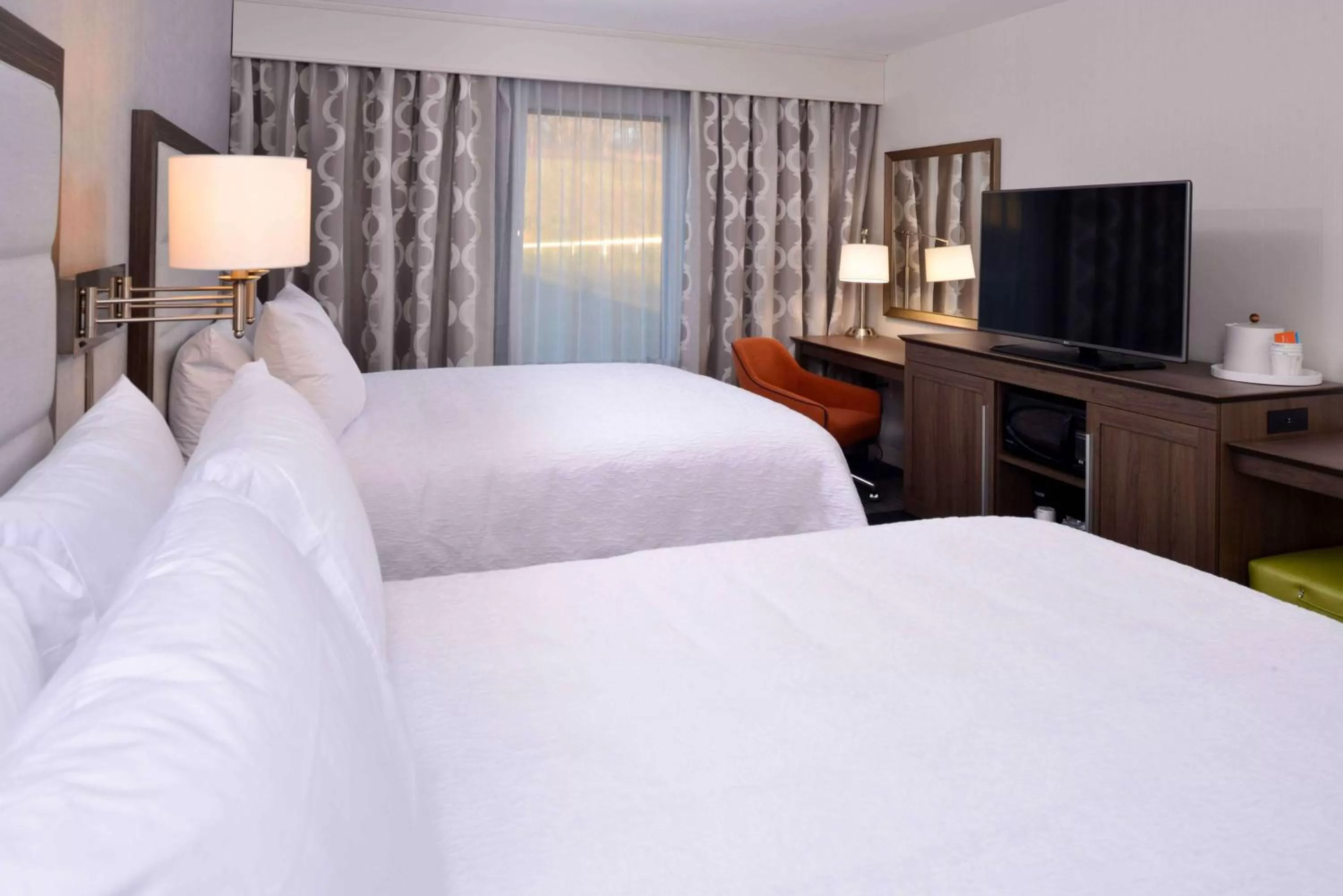Queen Room with Two Queen Beds (4 Adults) in Hampton Inn & Suites Albany-East Greenbush, NY