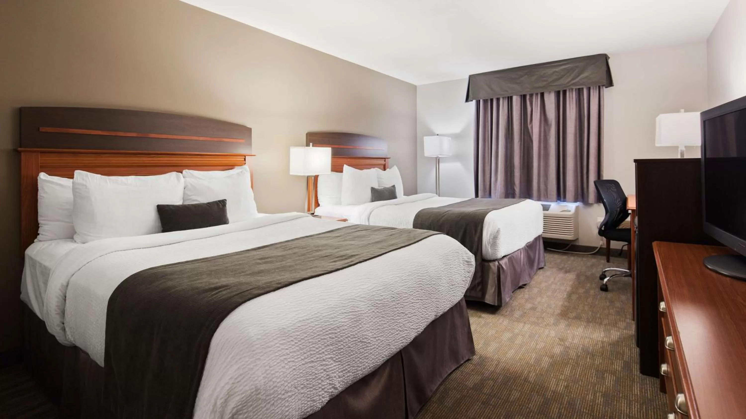 Deluxe Queen Room with Two Queen Beds - Non-Smoking in Best Western Plus Moncton