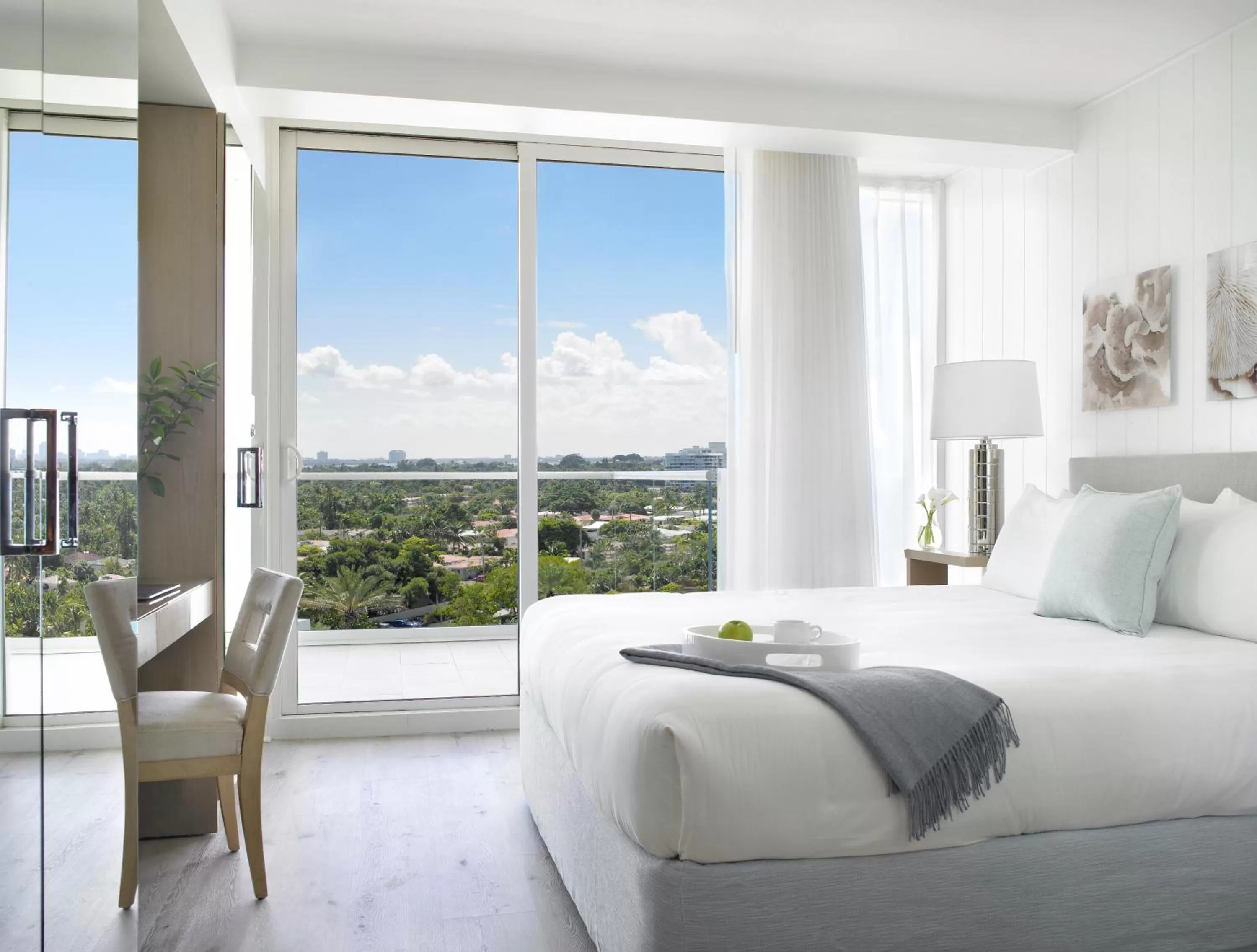 Sunset View King Suite in Grand Beach Hotel Surfside