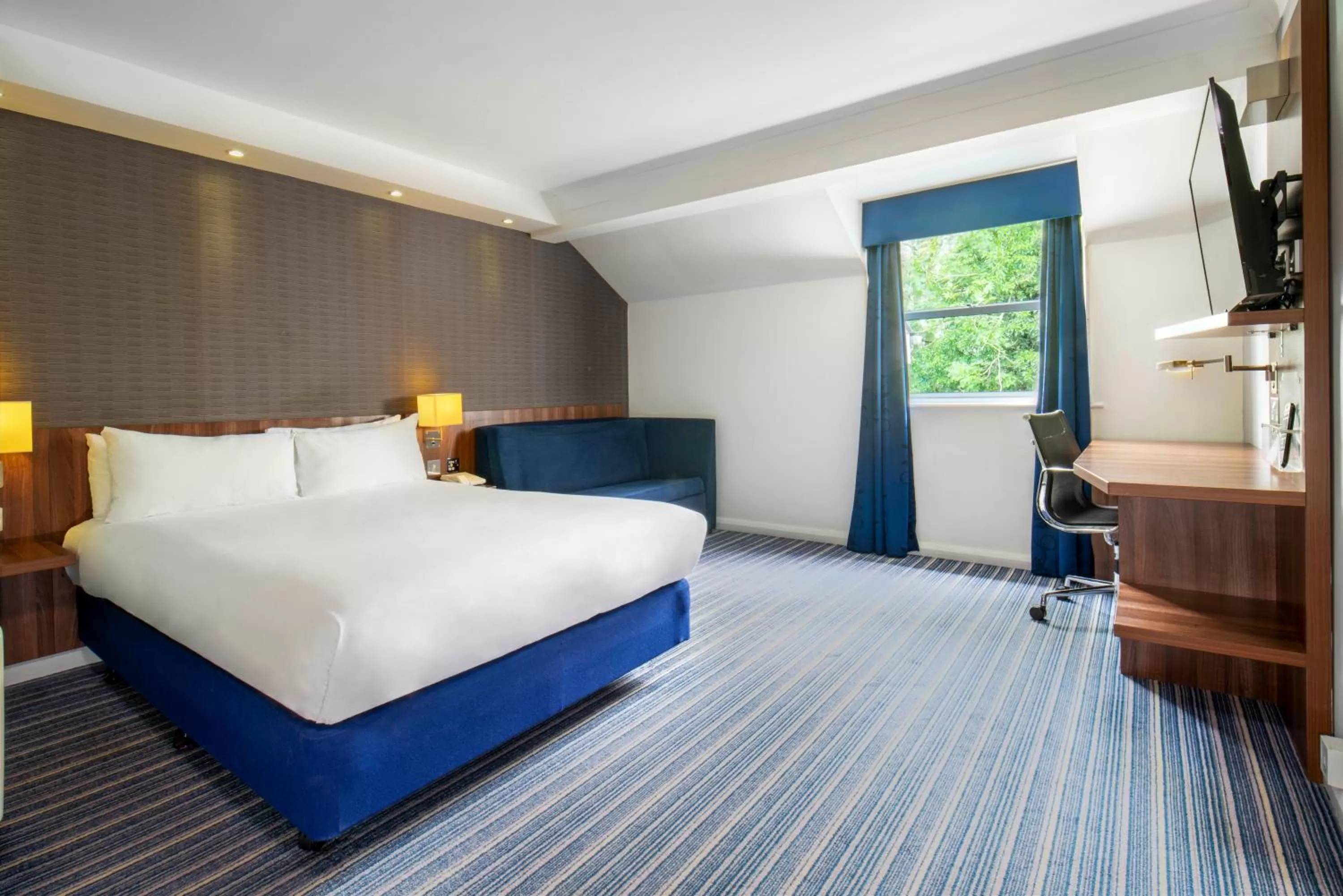 Standard Room with Free Hot Breakfast in Holiday Inn Express York by IHG
