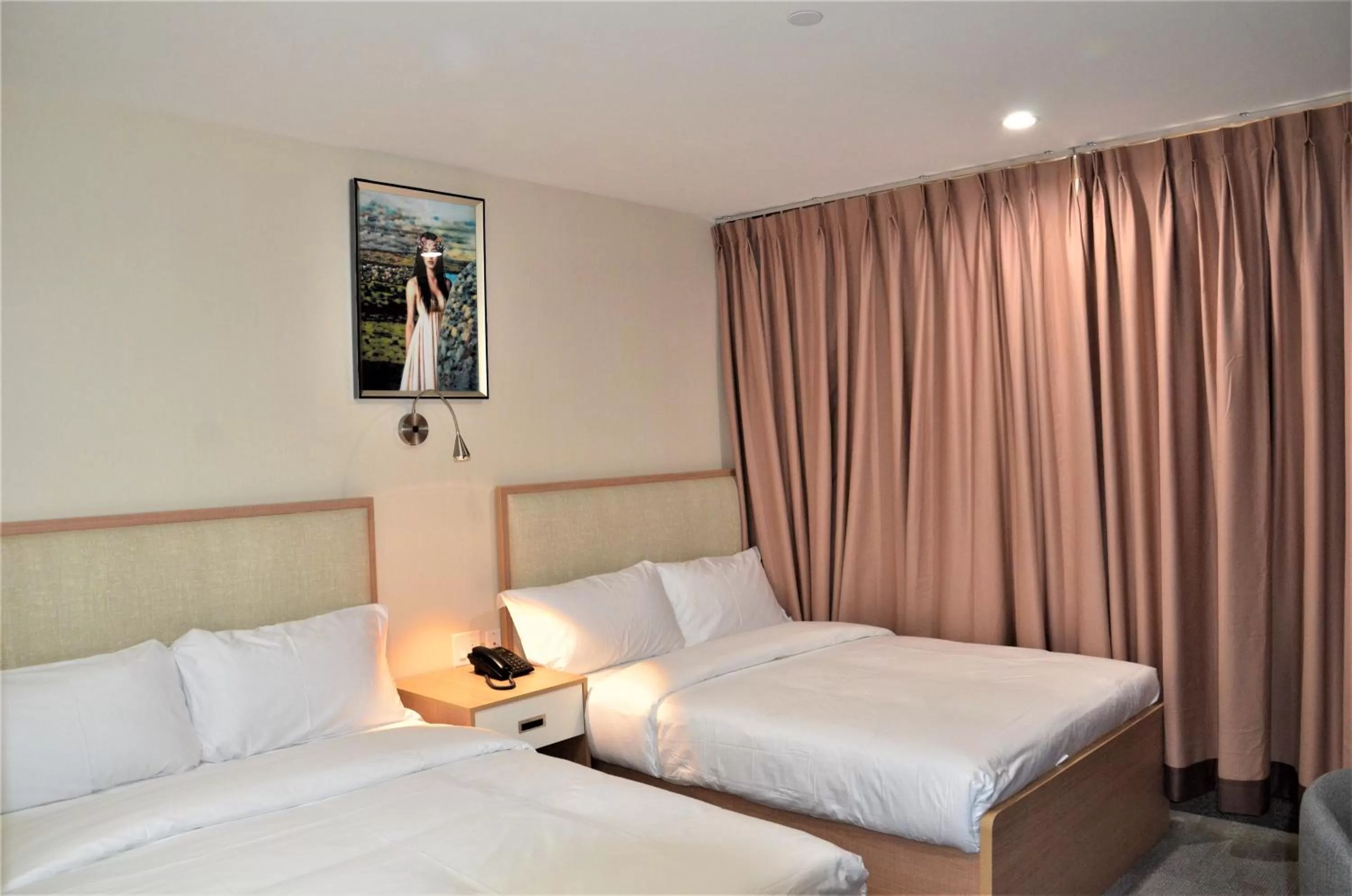 Double Room with Two Double Beds in LIC Plaza Hotel