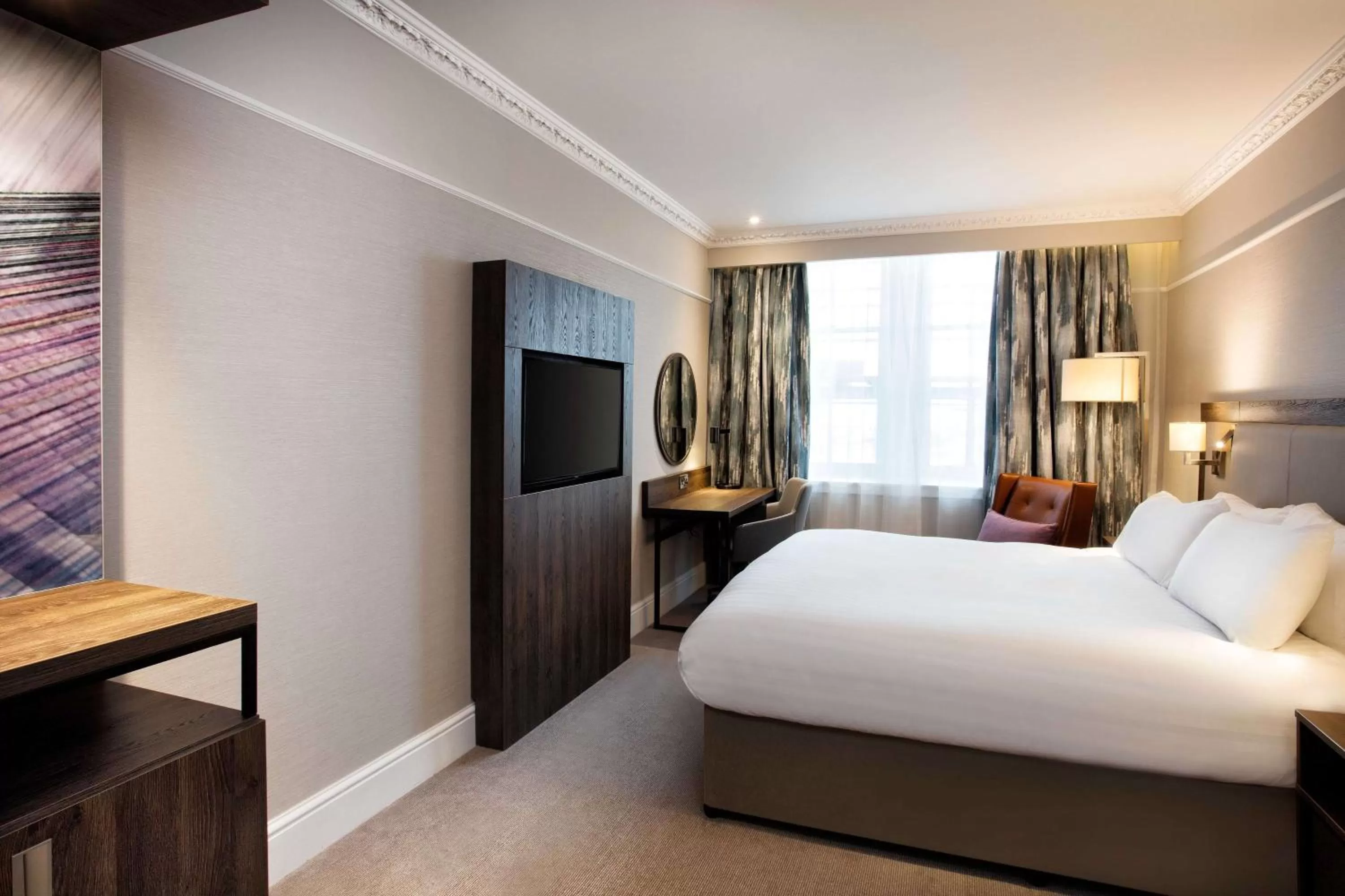 King Guest Room in Hilton Edinburgh Carlton