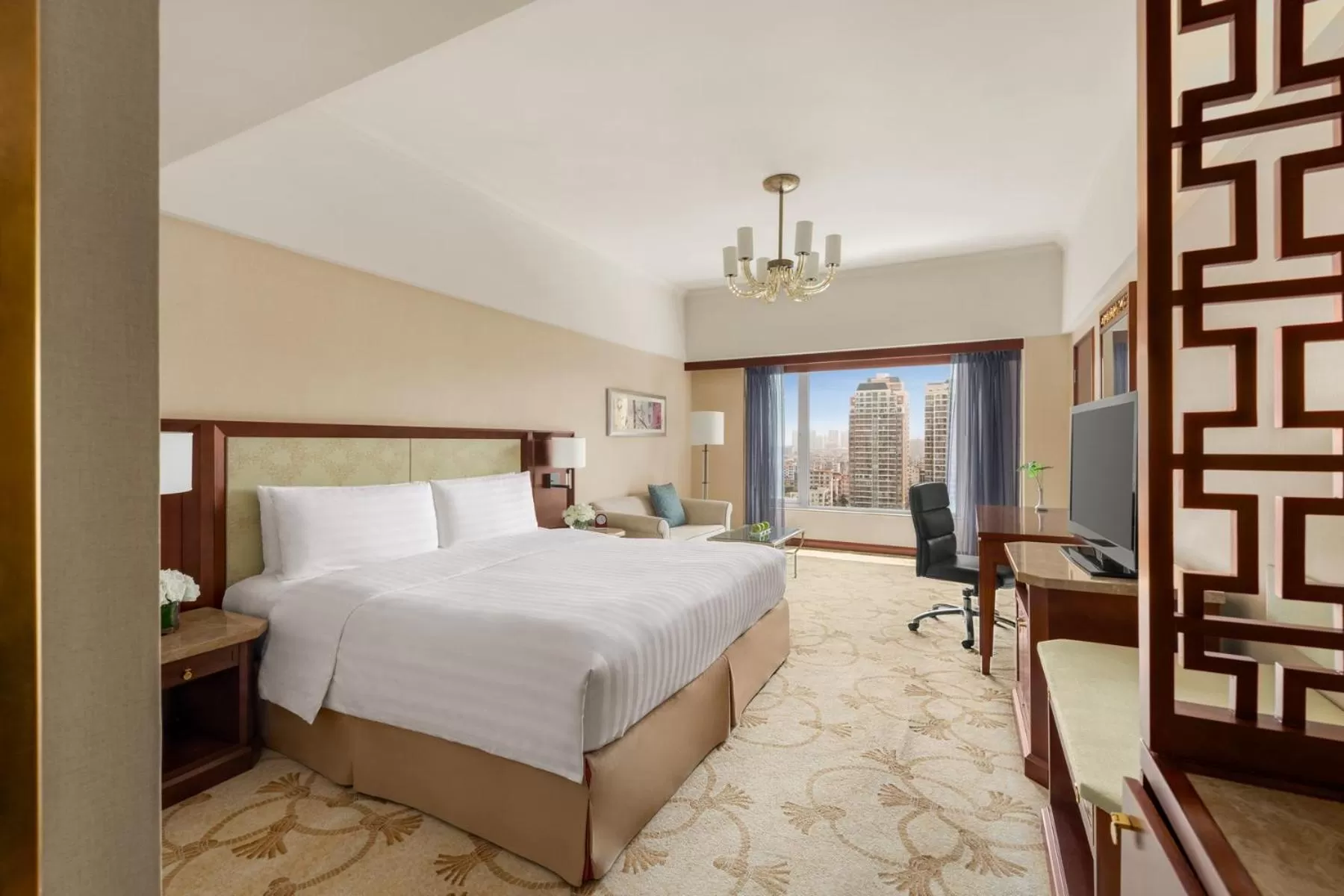 Horizon City View Room in Shangri-La Beihai
