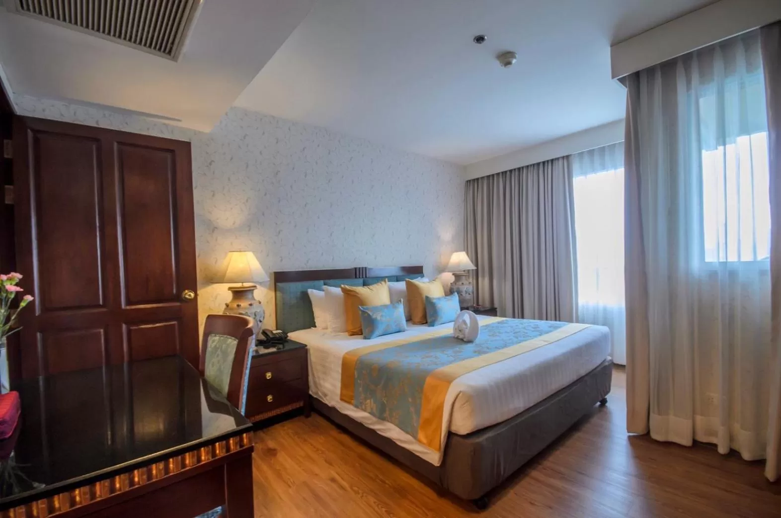 One-Bedroom Suite in Prince Palace Hotel Bangkok
