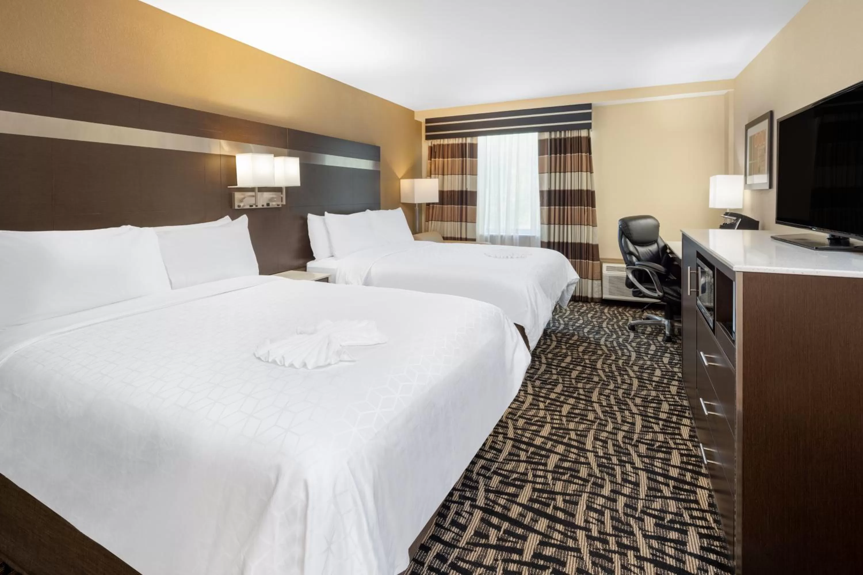 Standard Room with Two Queen Beds in Holiday Inn Poughkeepsie by IHG