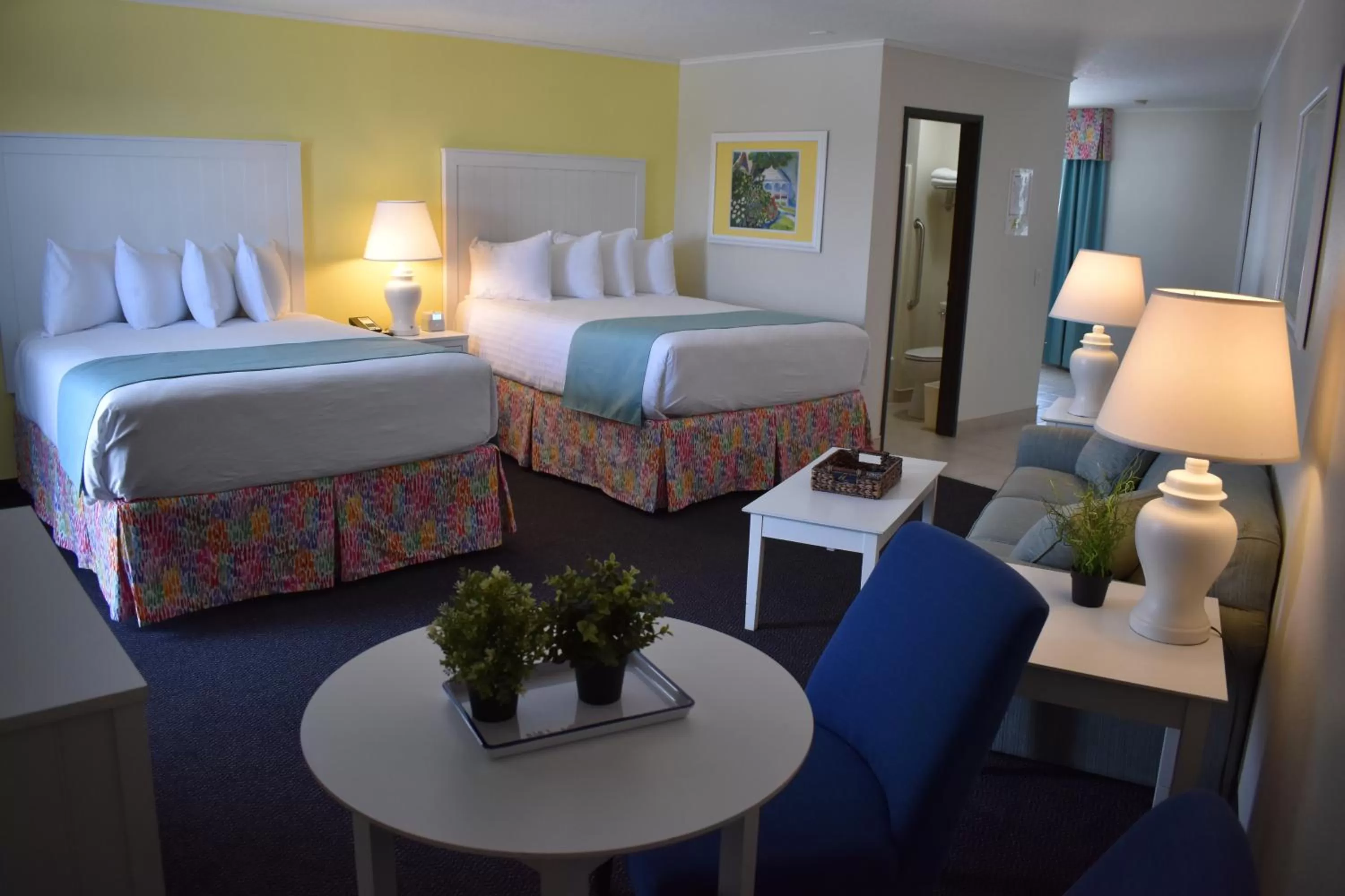 Junior Suite with Sofabed in Breakers Resort - Lakeside