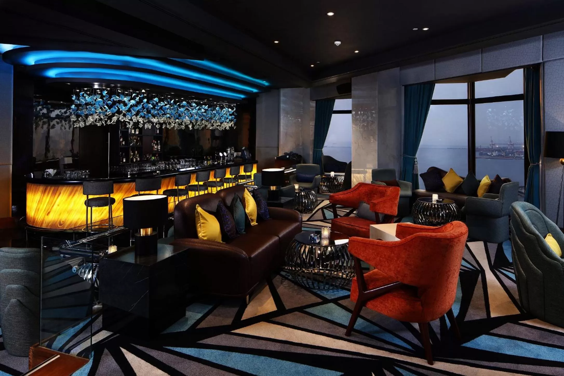 Restaurant/places to eat in Diamond Hotel Philippines