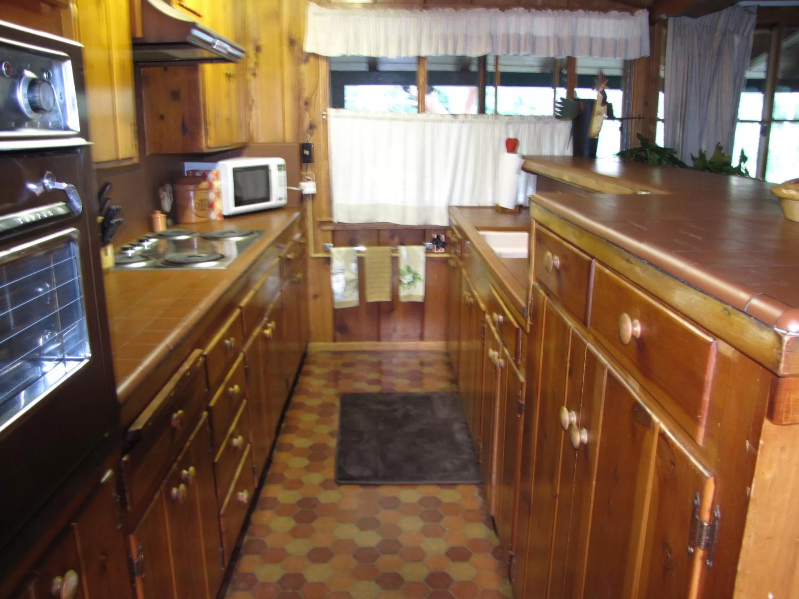 Two-Bedroom Suite in Kern Riverfront Lodge