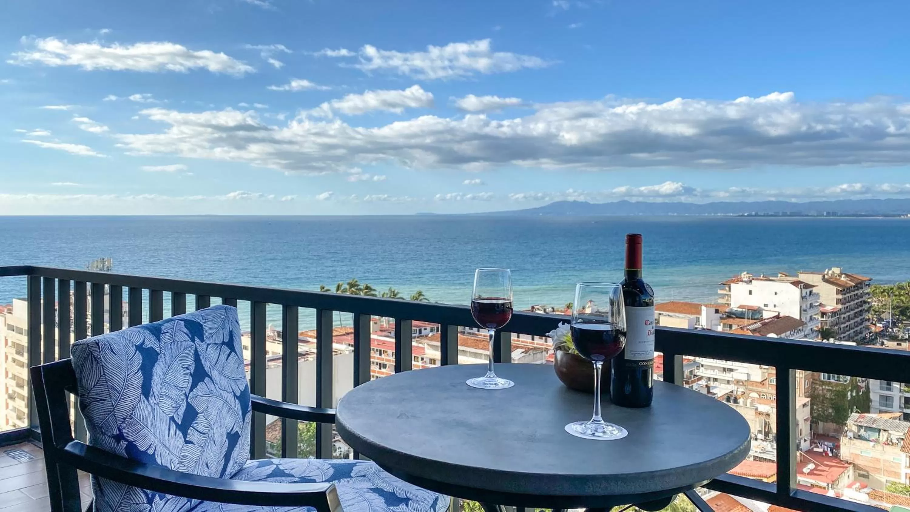 Deluxe Suite with Sea View in Pinnacle Resorts 179 - Adults Only