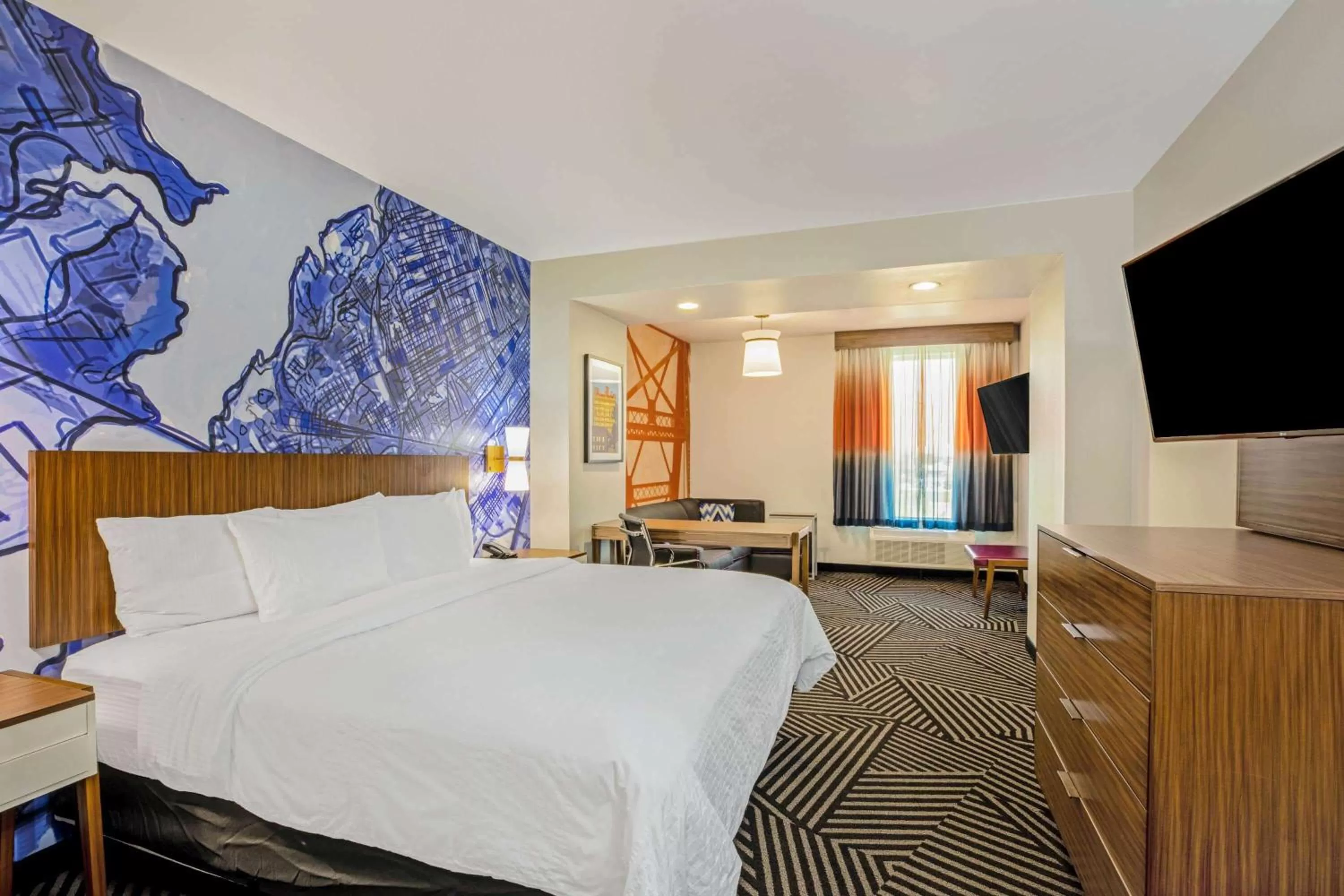 Executive King Room with Sofa Bed in La Quinta by Wyndham Waco Baylor Downtown