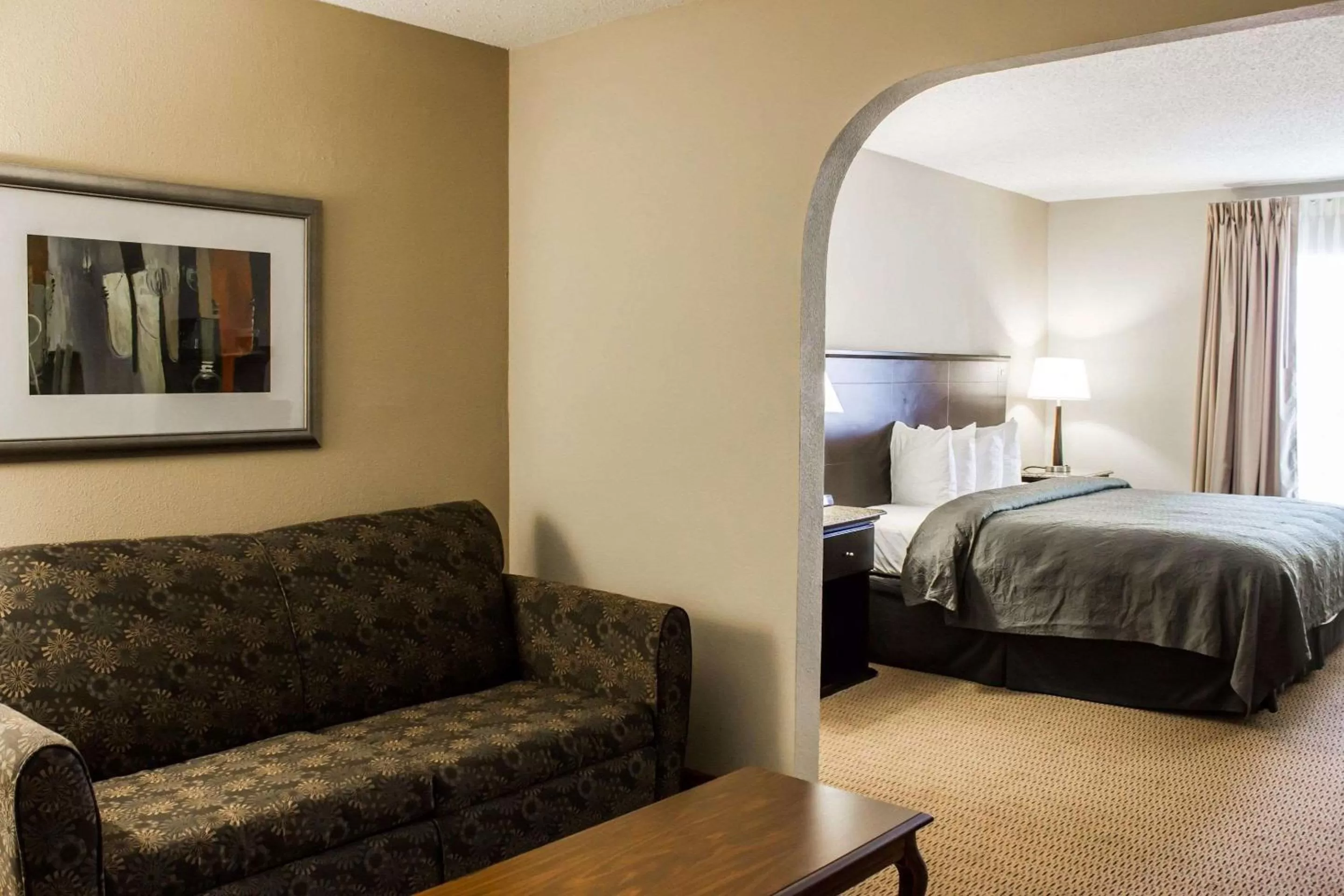 Photo of the whole room, Bed in Quality Inn & Suites Wilson I-95