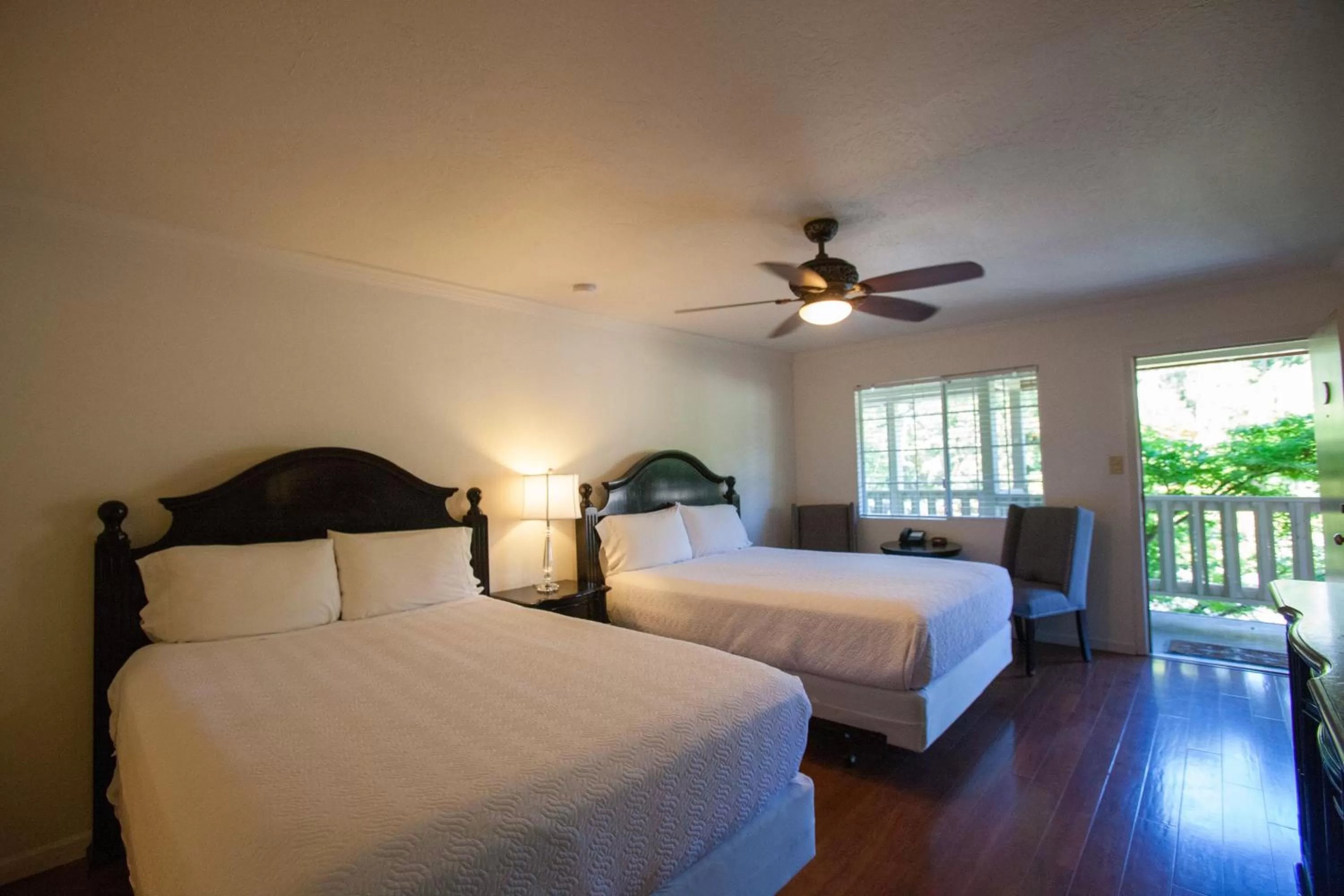Queen Room with Two Queen Beds in The Jack London Lodge