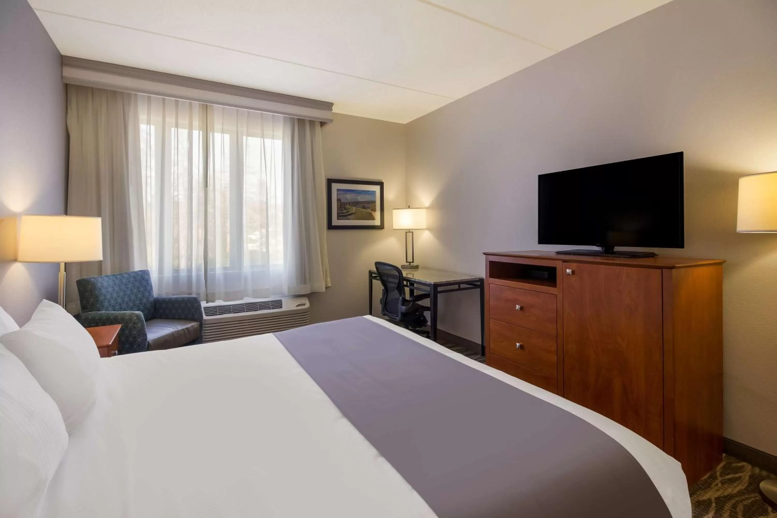 King Room - Non-Smoking in Best Western Lock Haven