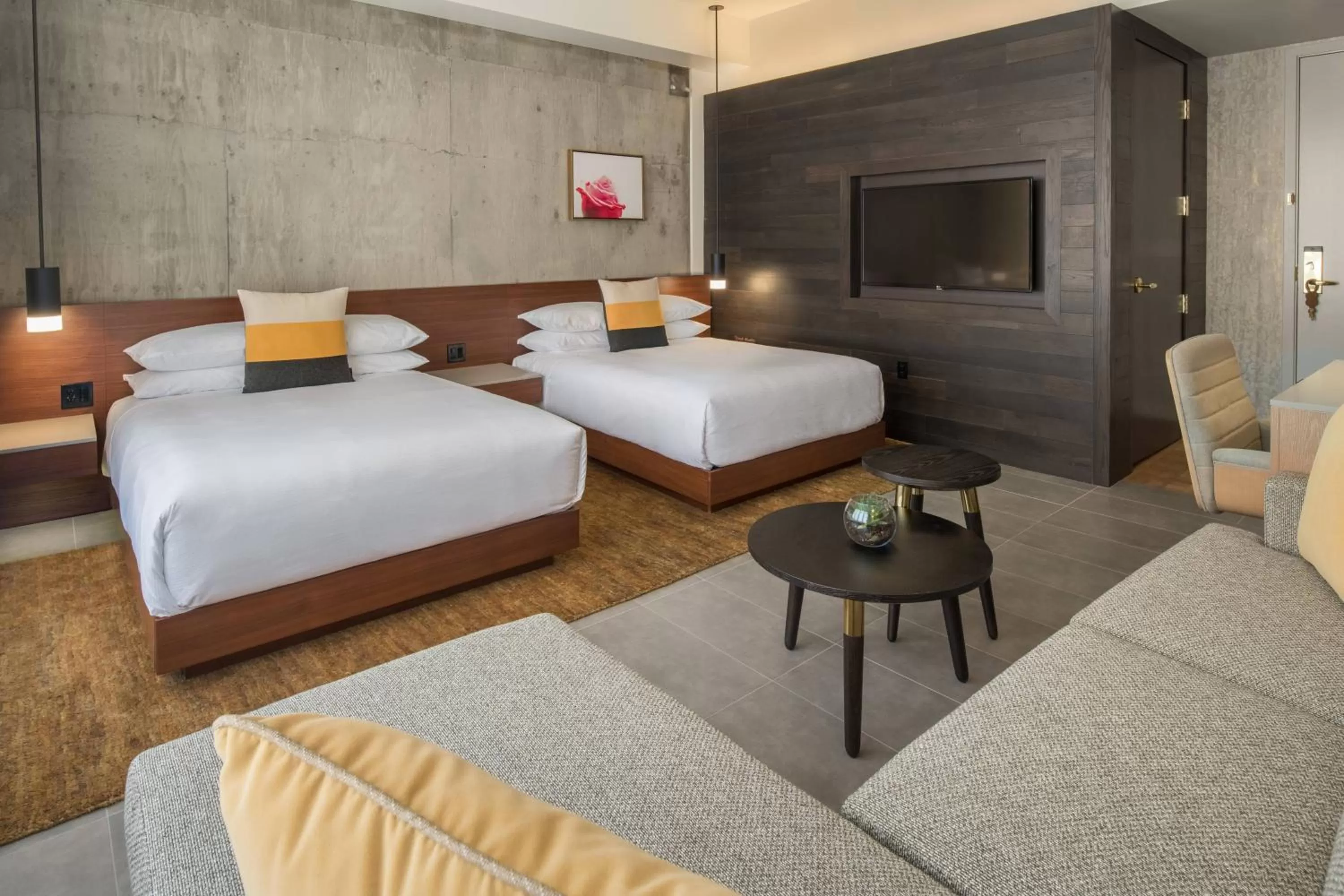 Deluxe Double Room with Two Double Beds in The Hi-Lo, Autograph Collection