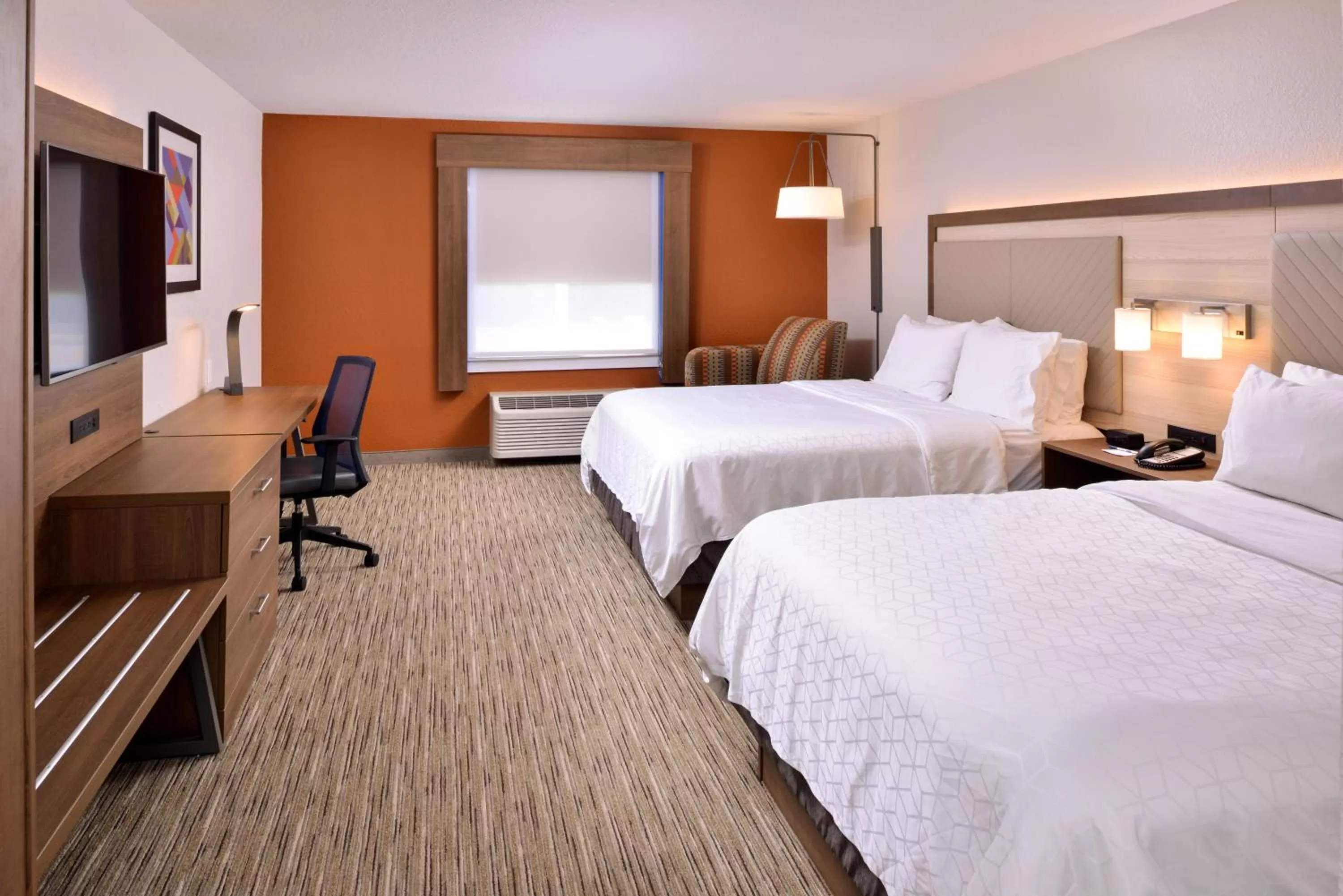 Queen Room with Two Queen Beds - Hearing Accessible in Holiday Inn Express Hotel & Suites Arcata/Eureka-Airport Area by IHG