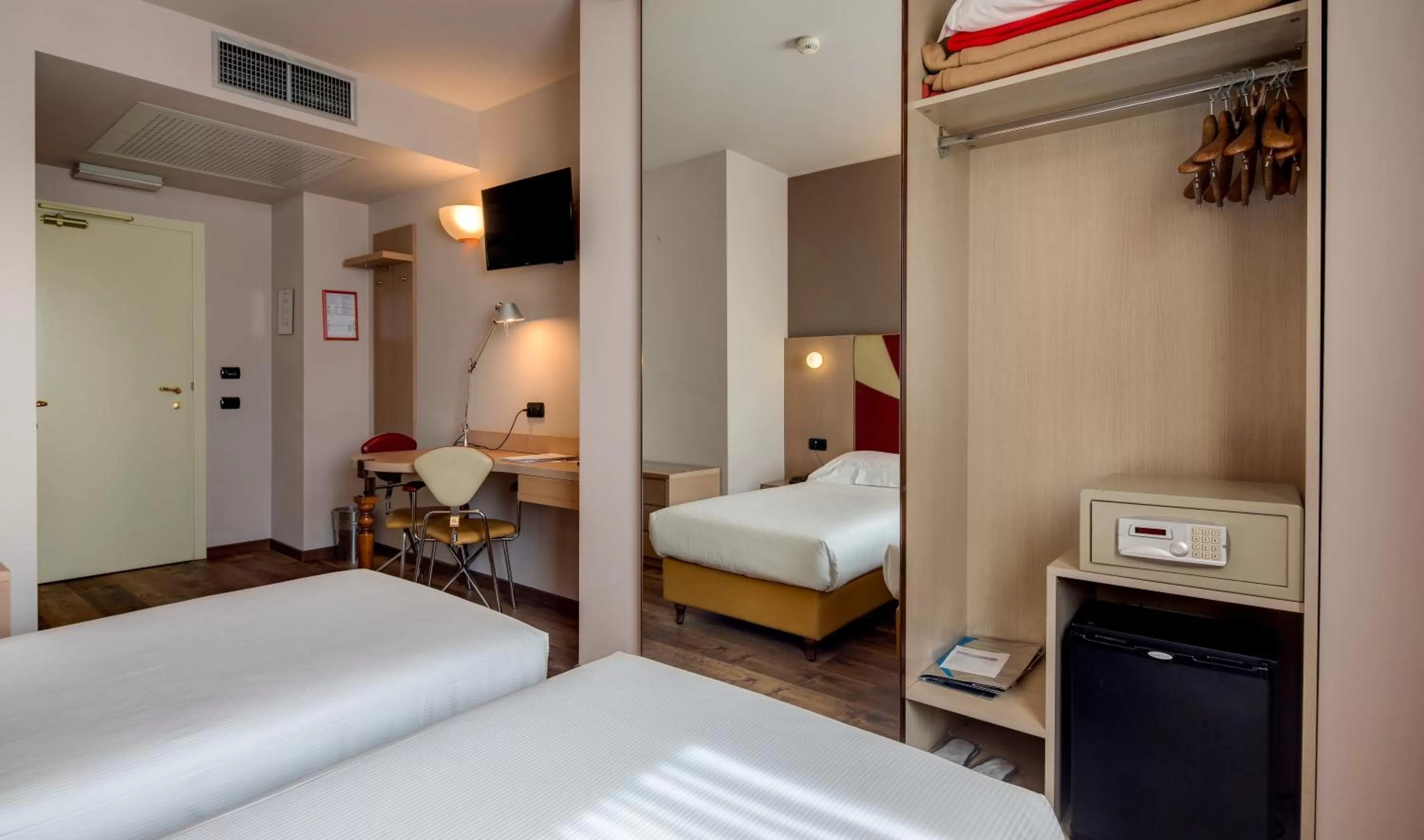 Standard Twin Room in Art & Hotel Aeroporto