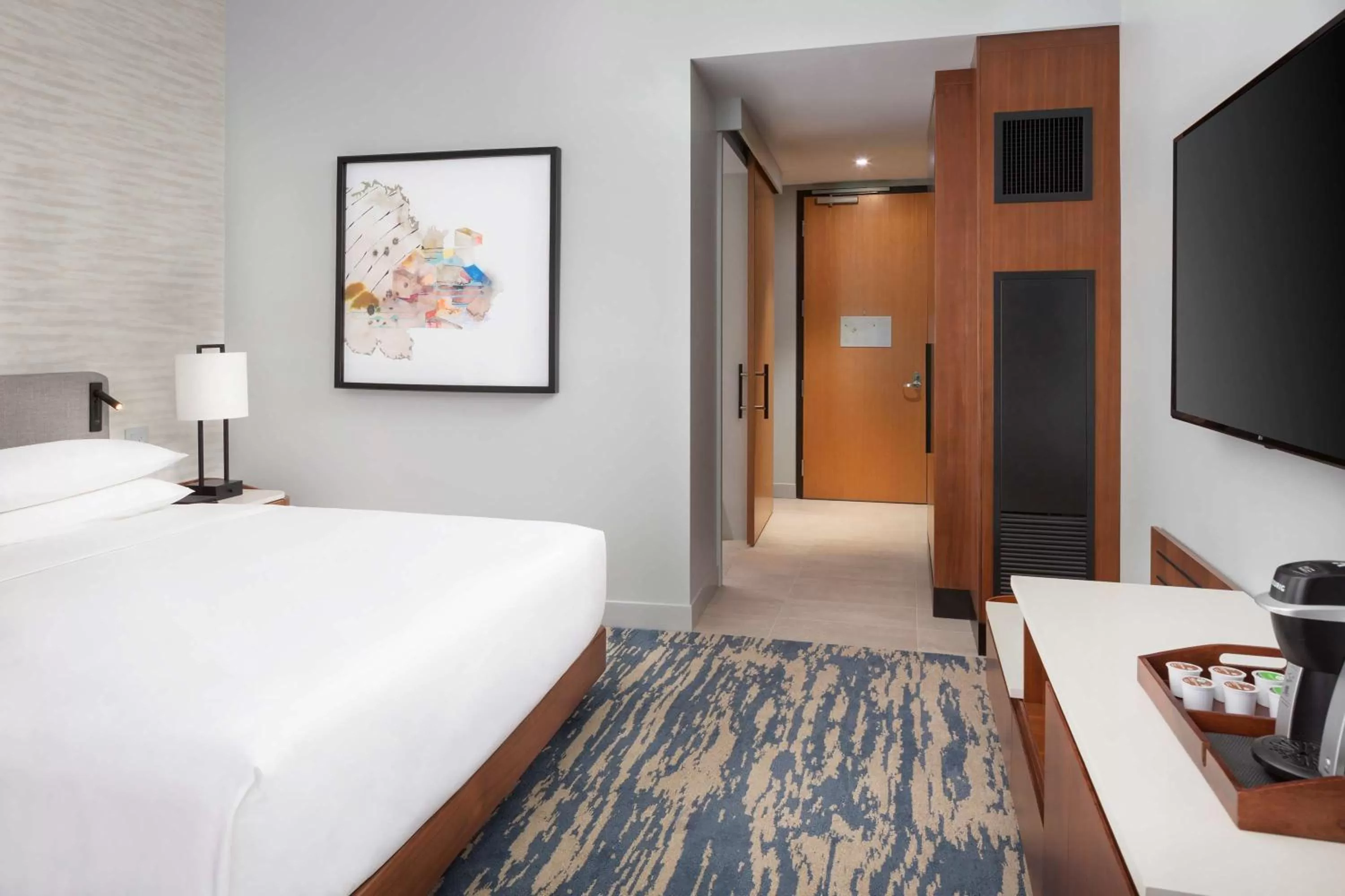 Corner King Room in Grand Hyatt at SFO