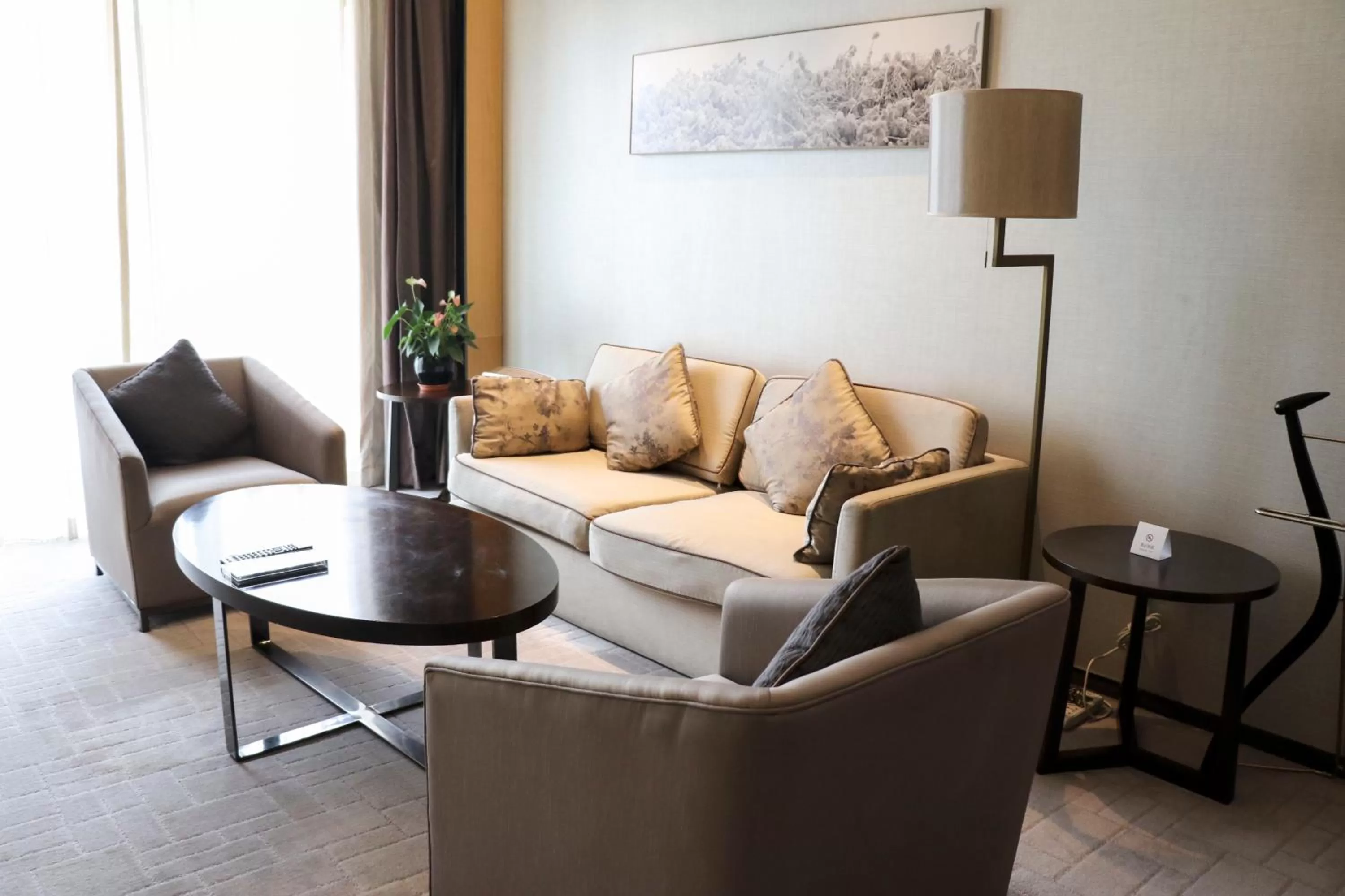 One-Bedroom Suite with Bath View in Crowne Plaza Beijing Lido by IHG