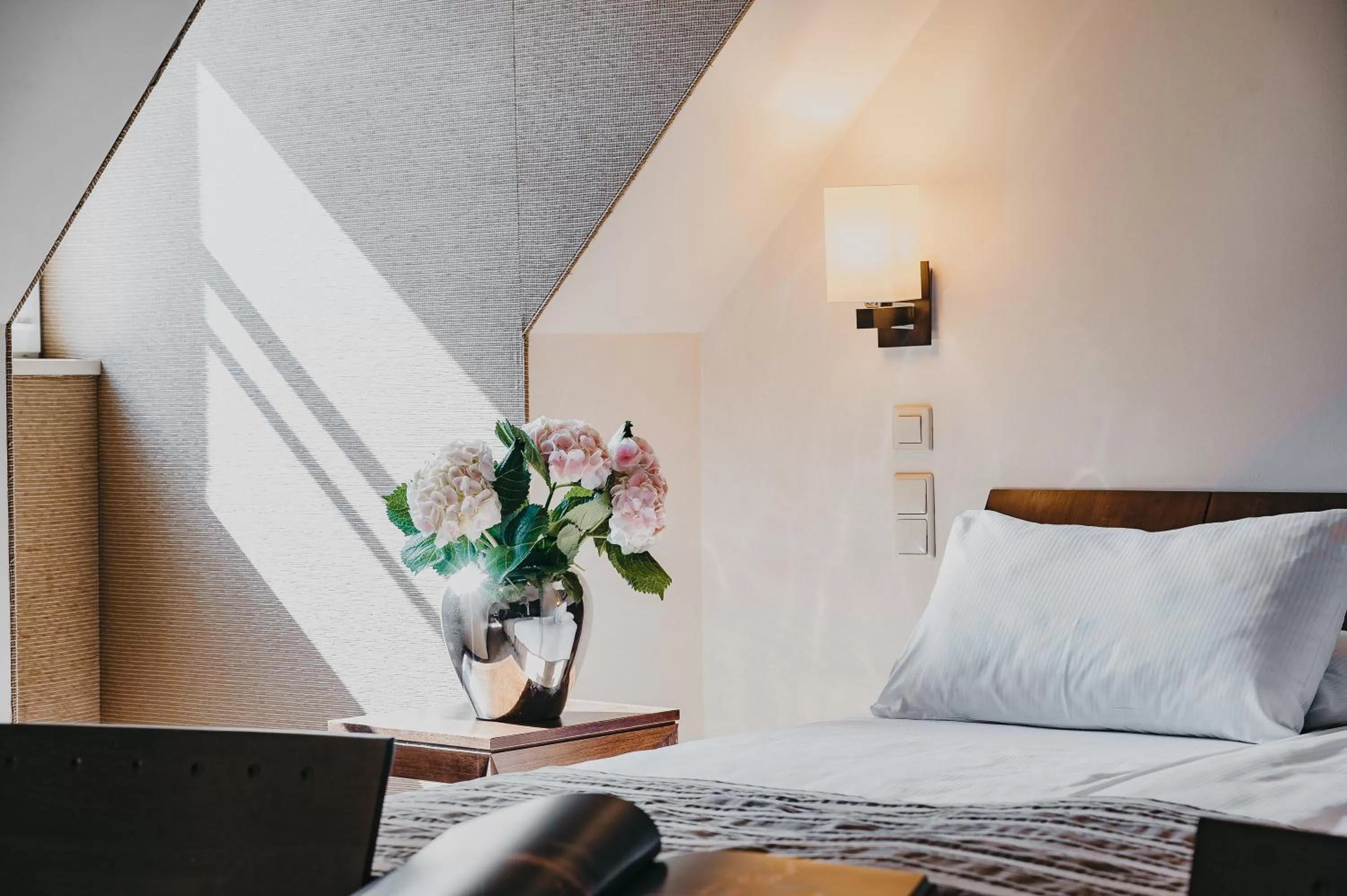 Classic Twin Room in Mamaison Le Regina Boutique Hotel