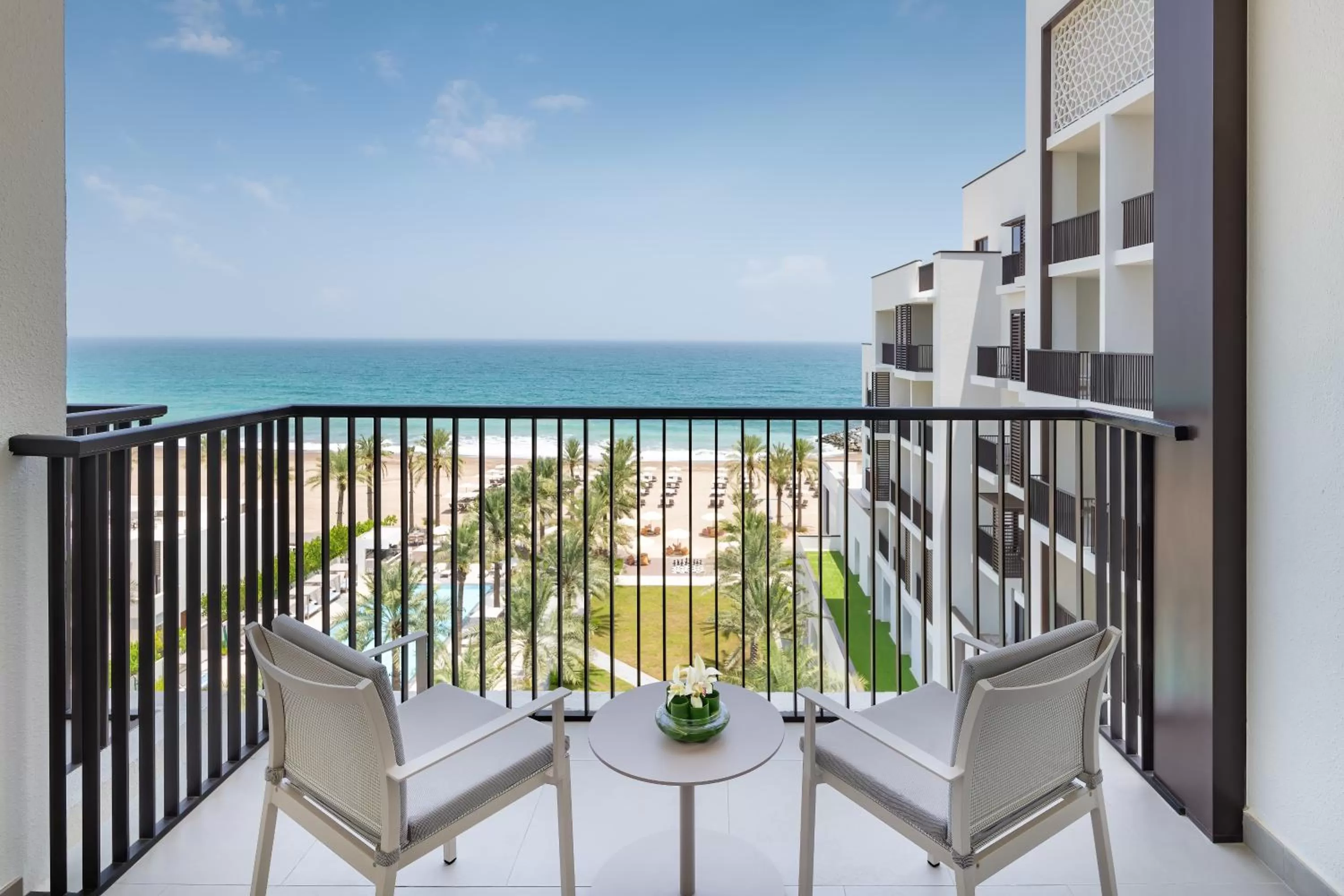 Deluxe Room Ocean View King in Palace Beach Resort Fujairah