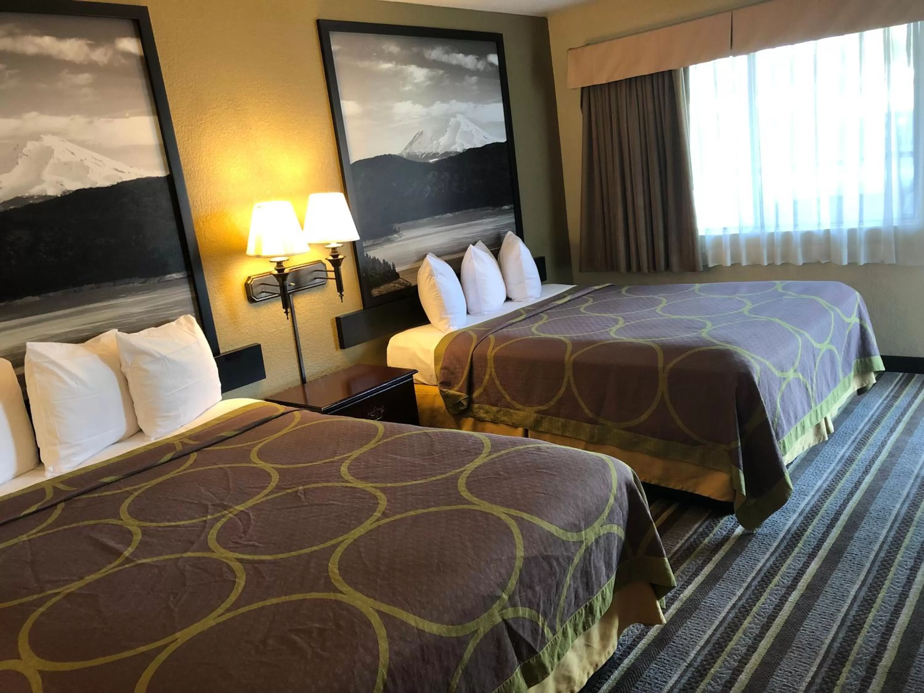 Queen Room with Two Queen Beds - Non-Smoking in Super 8 by Wyndham Corning