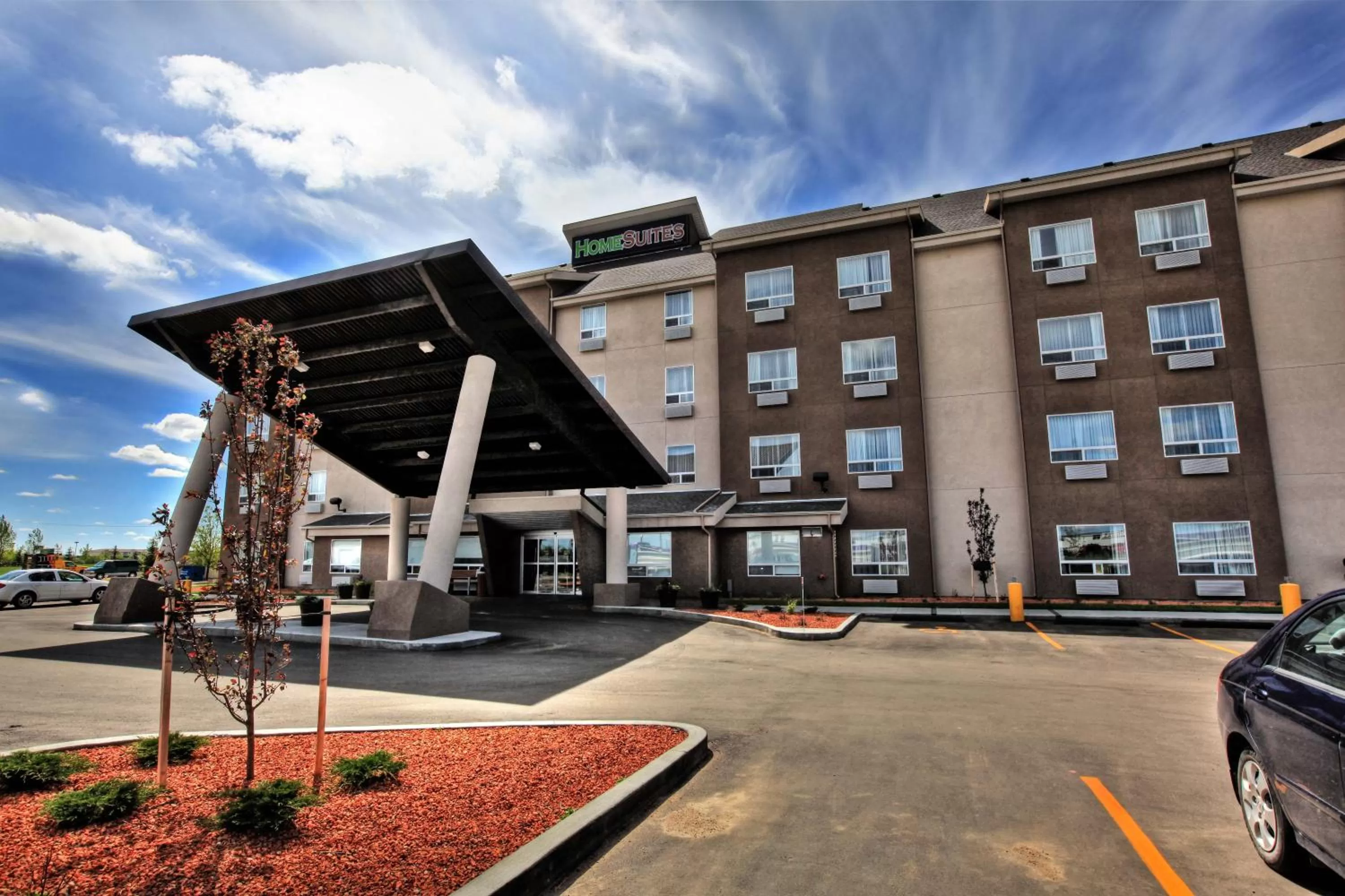 Home Inn & Suites Regina East