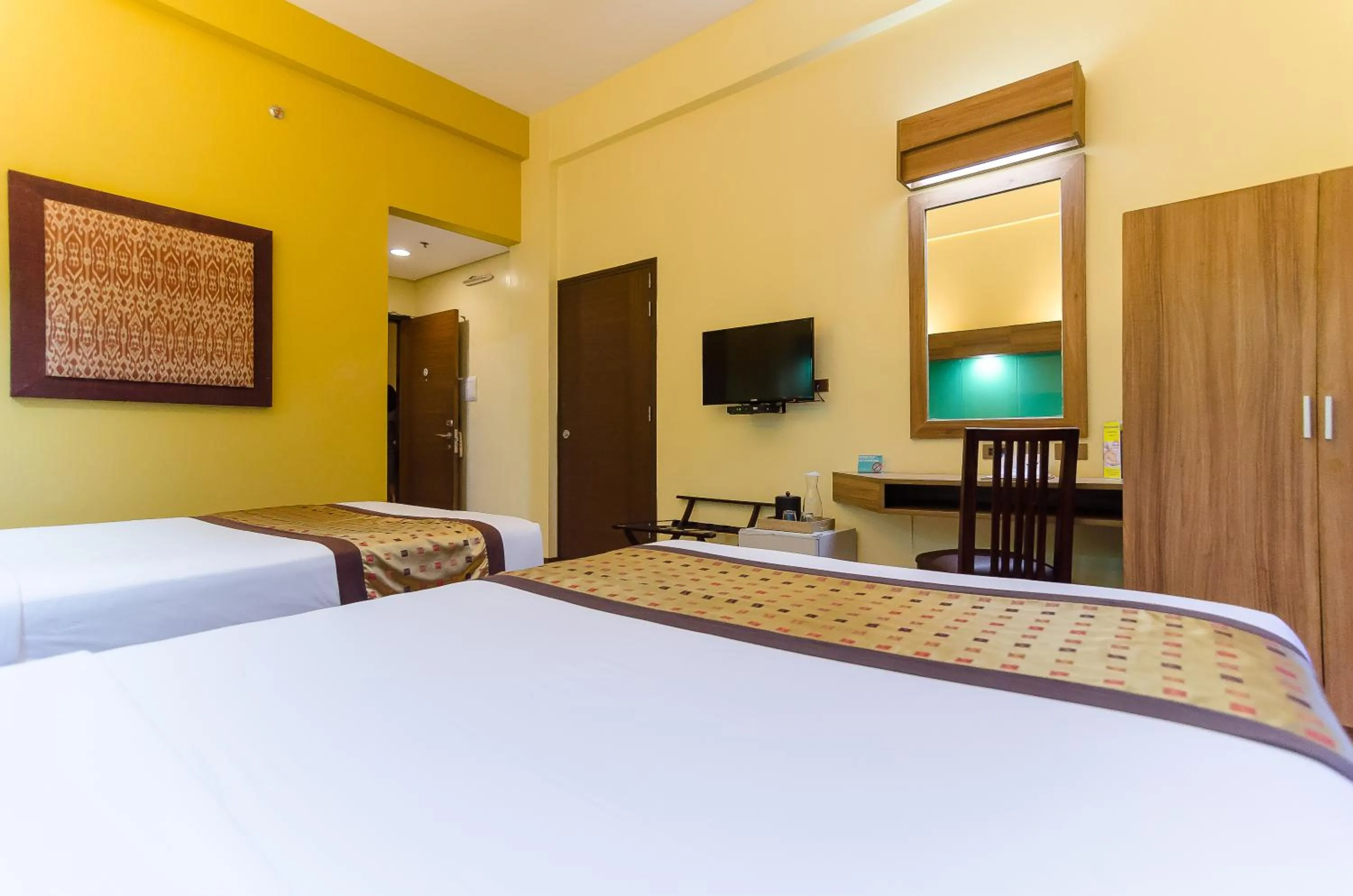 2 Queen Beds Room in Microtel by Wyndham General Santos