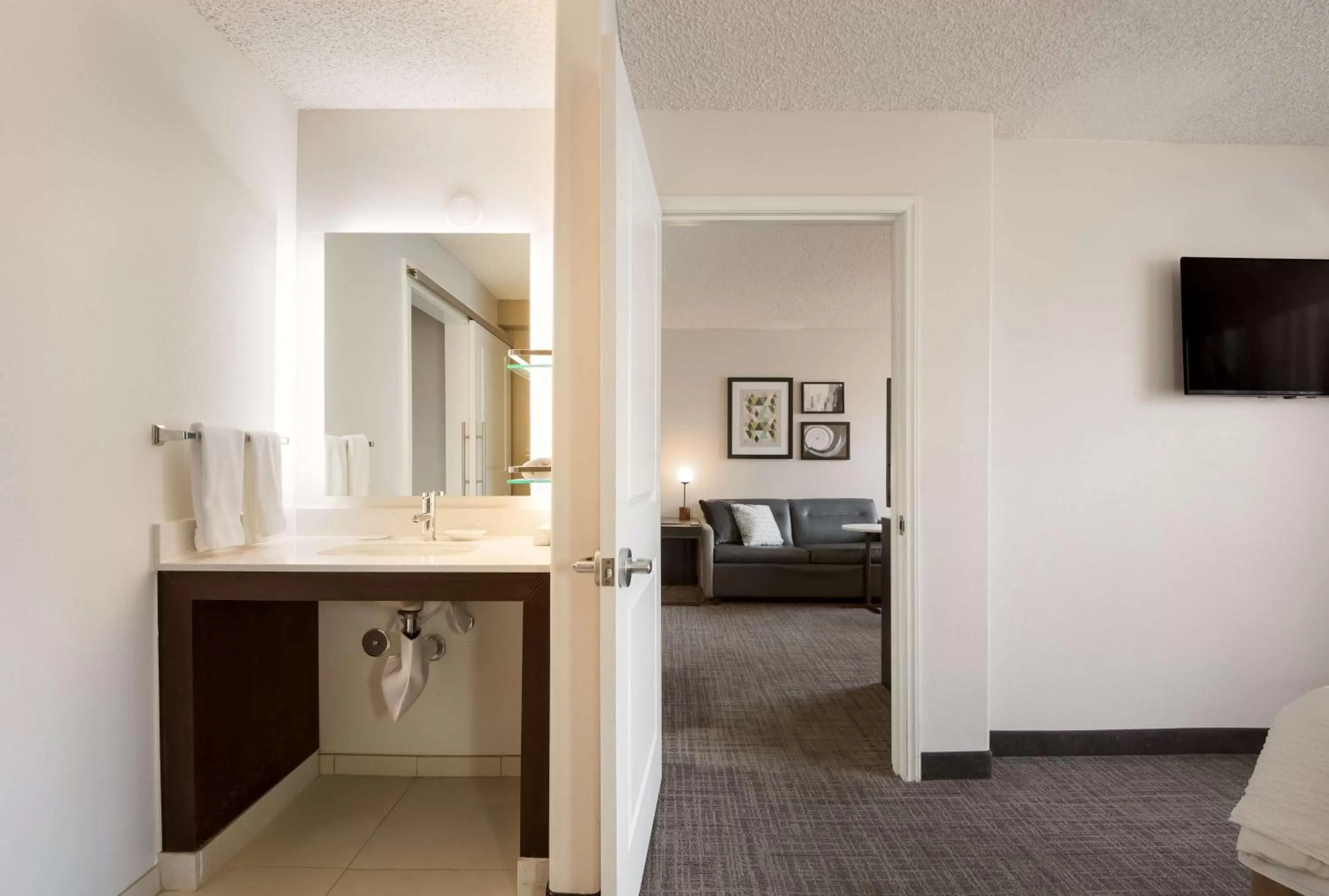 Studio Suite King - Hearing Accessible  in Sonesta ES Suites Reno