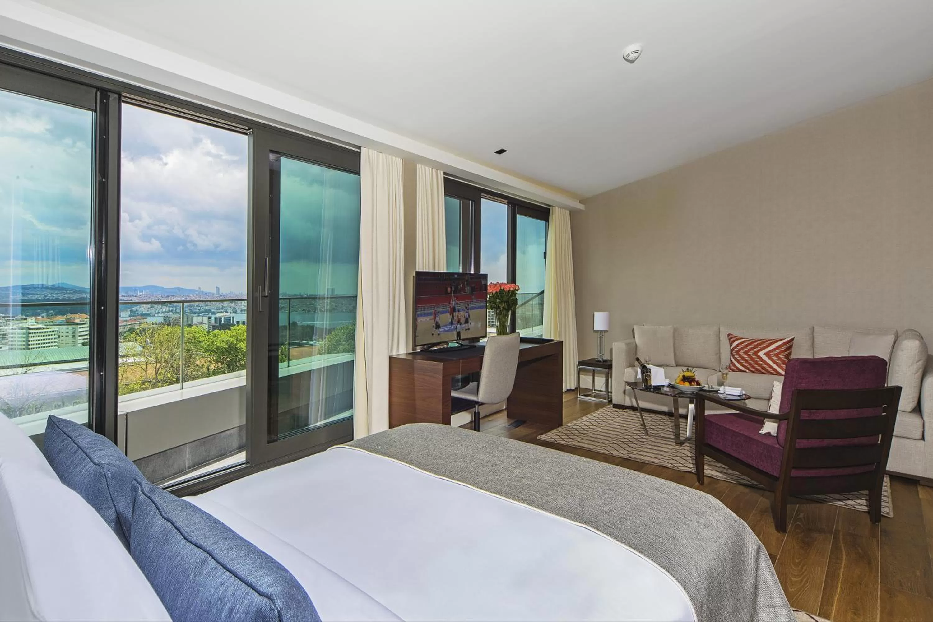 Family Room Terrace with Bosphorus View in Arts Hotel Harbiye - Special Class