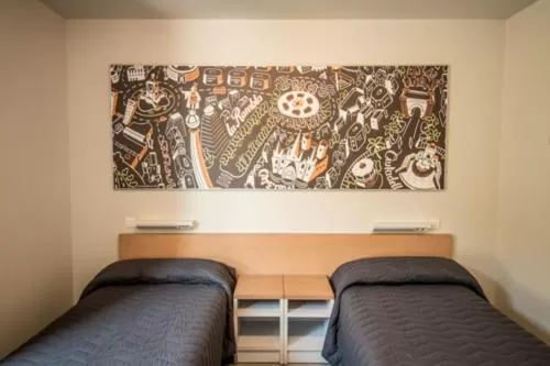 Single Room with Private Bathroom in Barcelona Pere Tarrés Youth Hostel